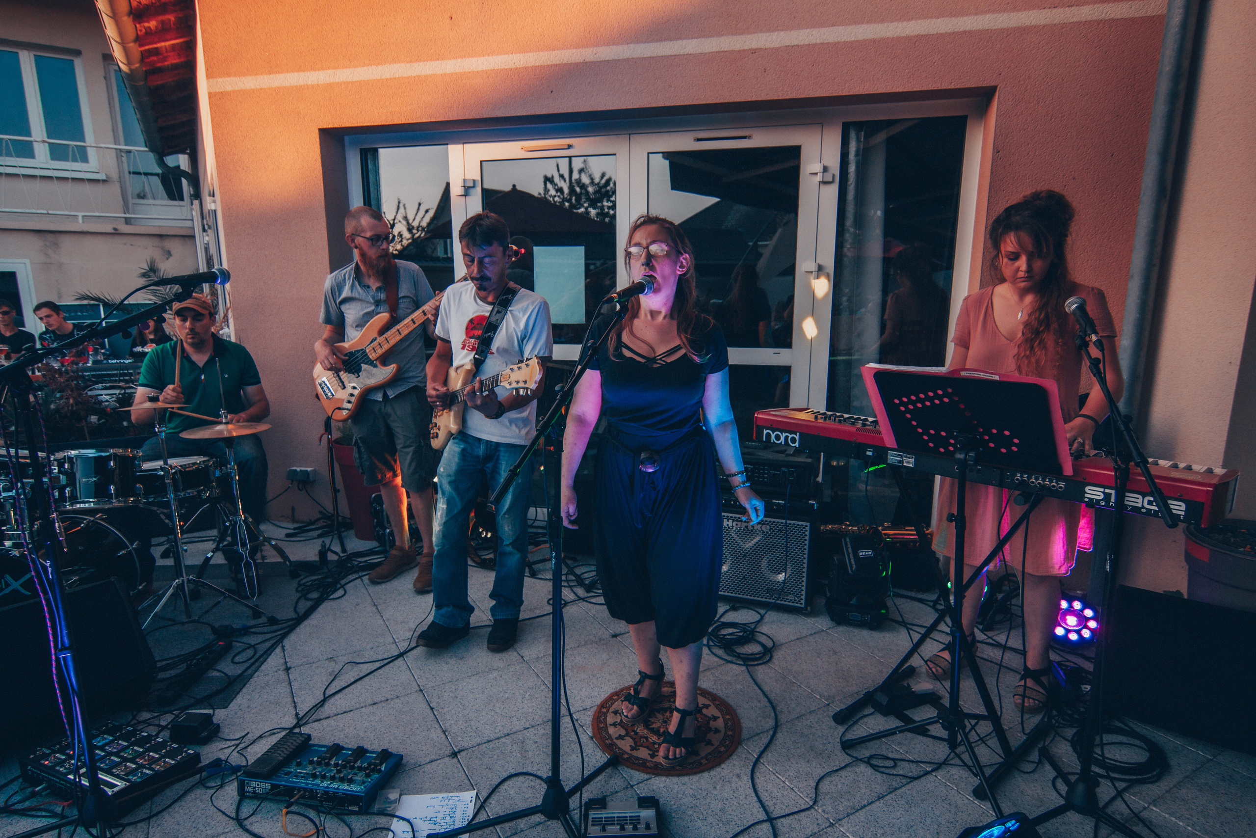 Cordon Musical. Photographe professionnelle à Poitiers, Tours et Châtellerault | Studio photo entre Poitiers et Tours – portraits, familles, entreprises, ma