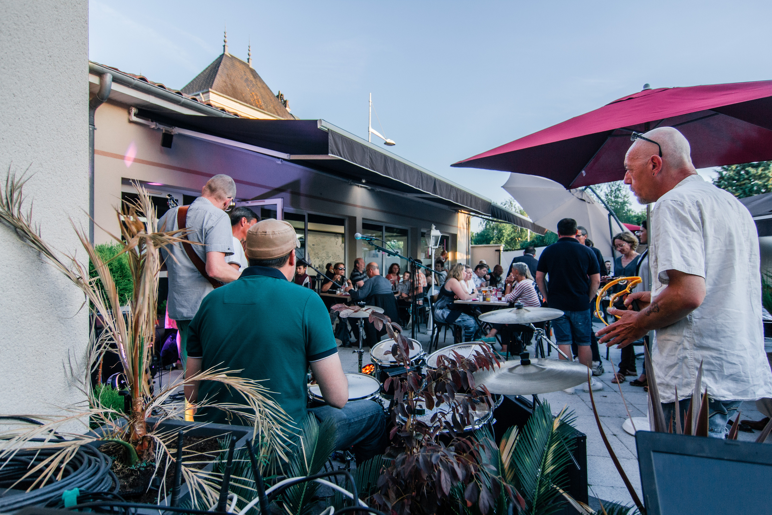 Cordon Musical. Photographe professionnelle à Poitiers, Tours et Châtellerault | Studio photo entre Poitiers et Tours – portraits, familles, entreprises, ma