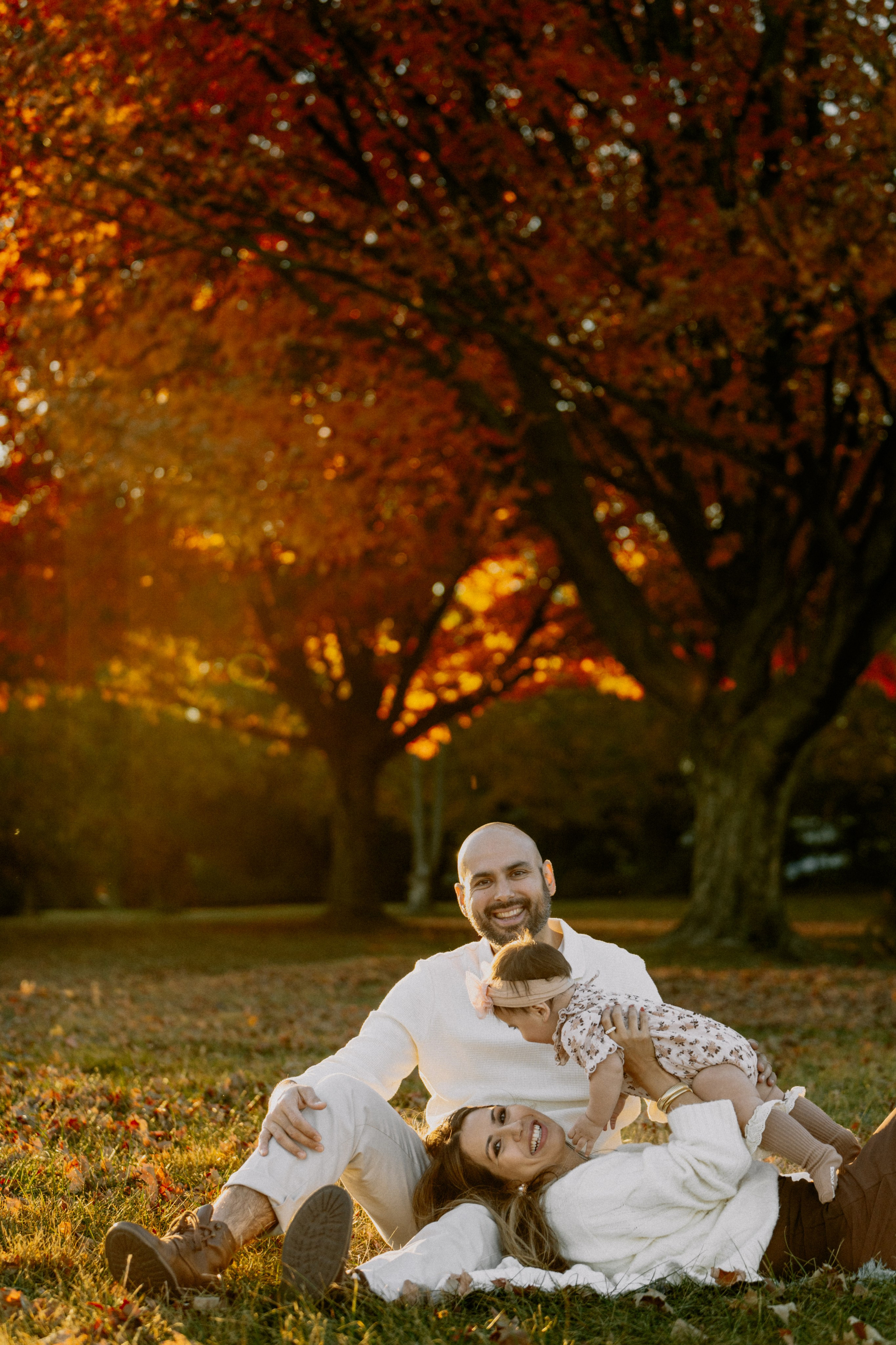 Fall Family Photography – Warm & Cozy Outdoor Session. Alisa Tant — Family and newborn photographer Bucks County, Montgomery county, Philadelphia, NJ