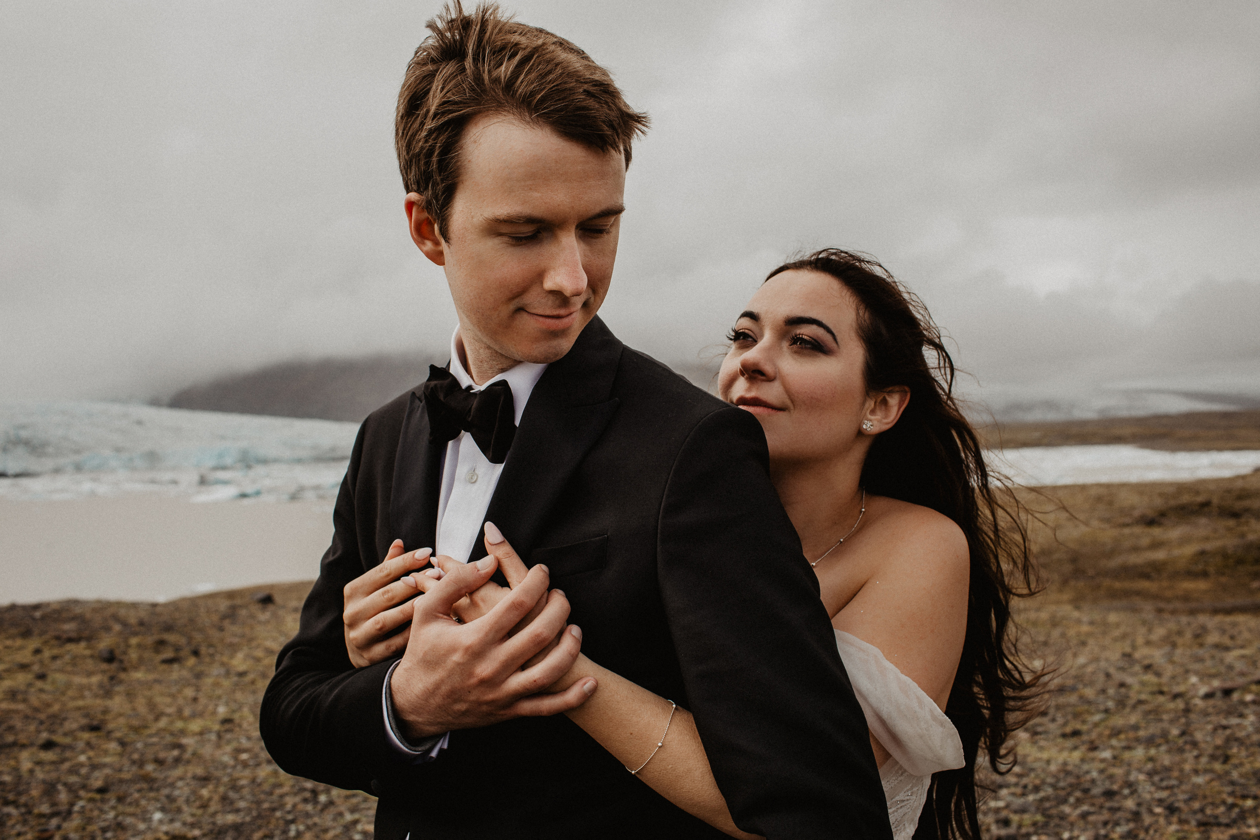 Elopement at secret canyon Iceland and diamond black beach. Iceland elopement photographer & videographer
