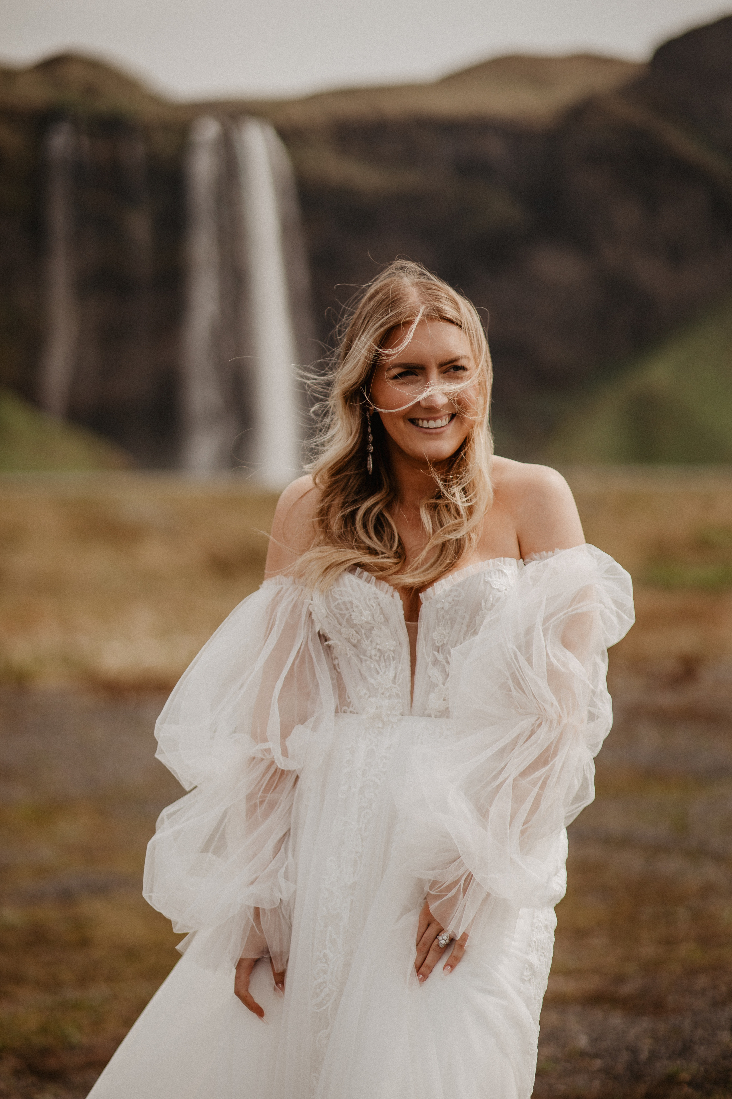 Vow exchanging ceremony in Iceland | Elopement in South Iceland. Iceland elopement photographer & videographer