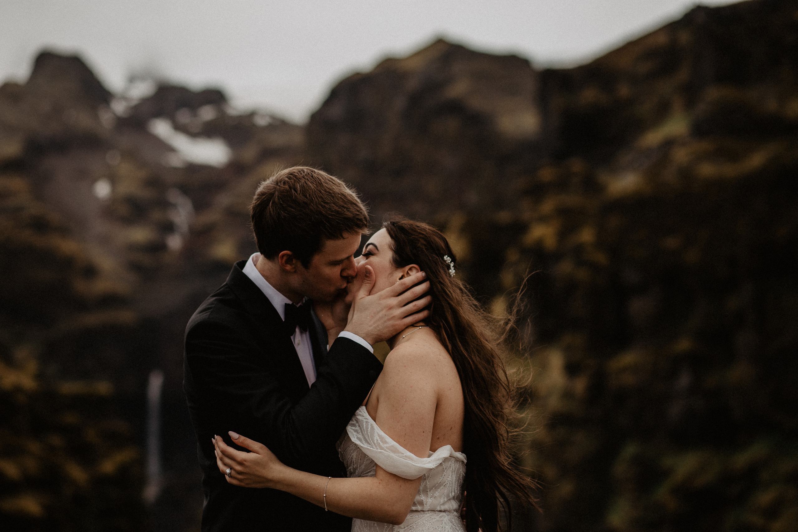 Elopement at secret canyon Iceland and diamond black beach. Iceland elopement photographer & videographer