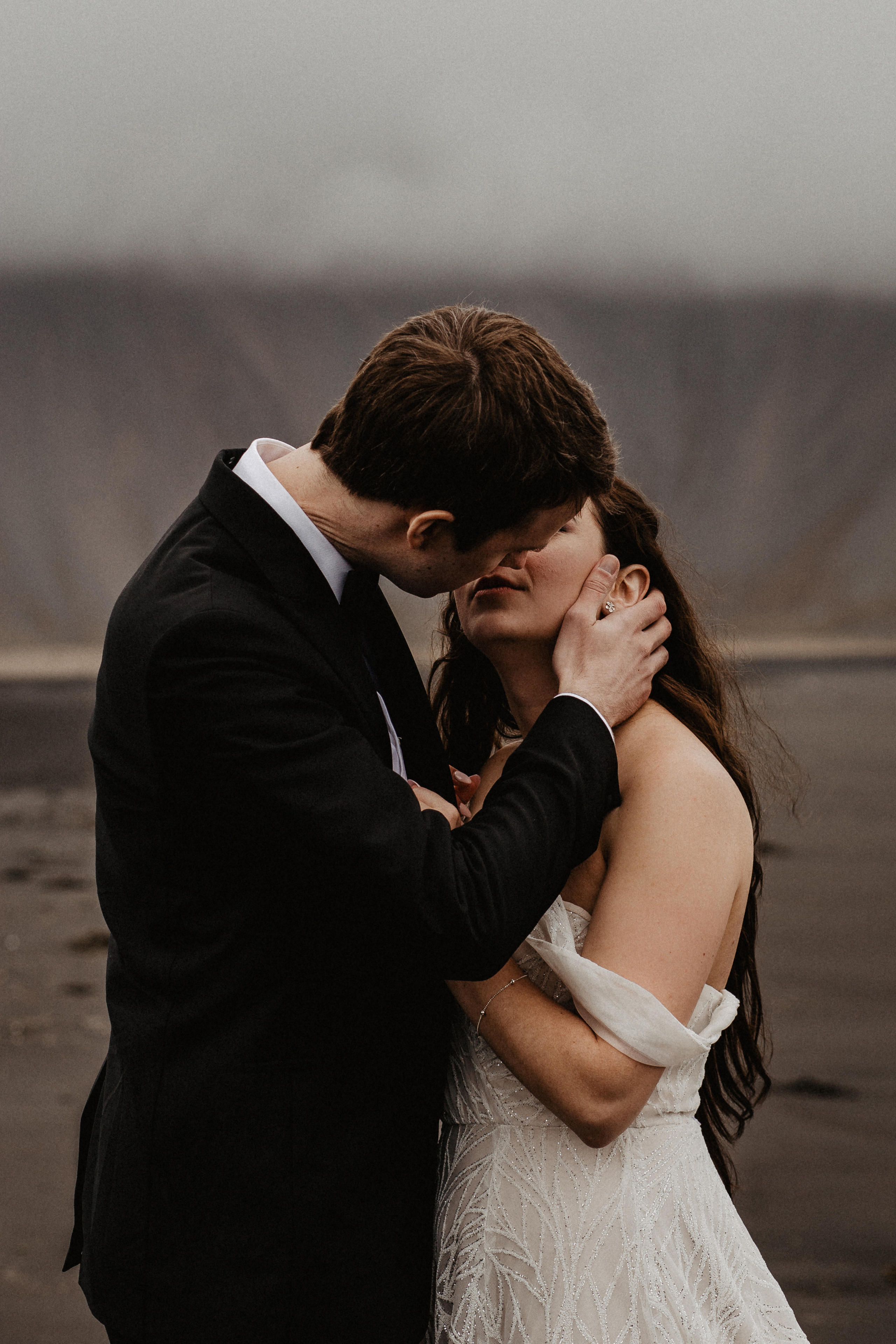 Elopement at secret canyon Iceland and diamond black beach. Iceland elopement photographer & videographer