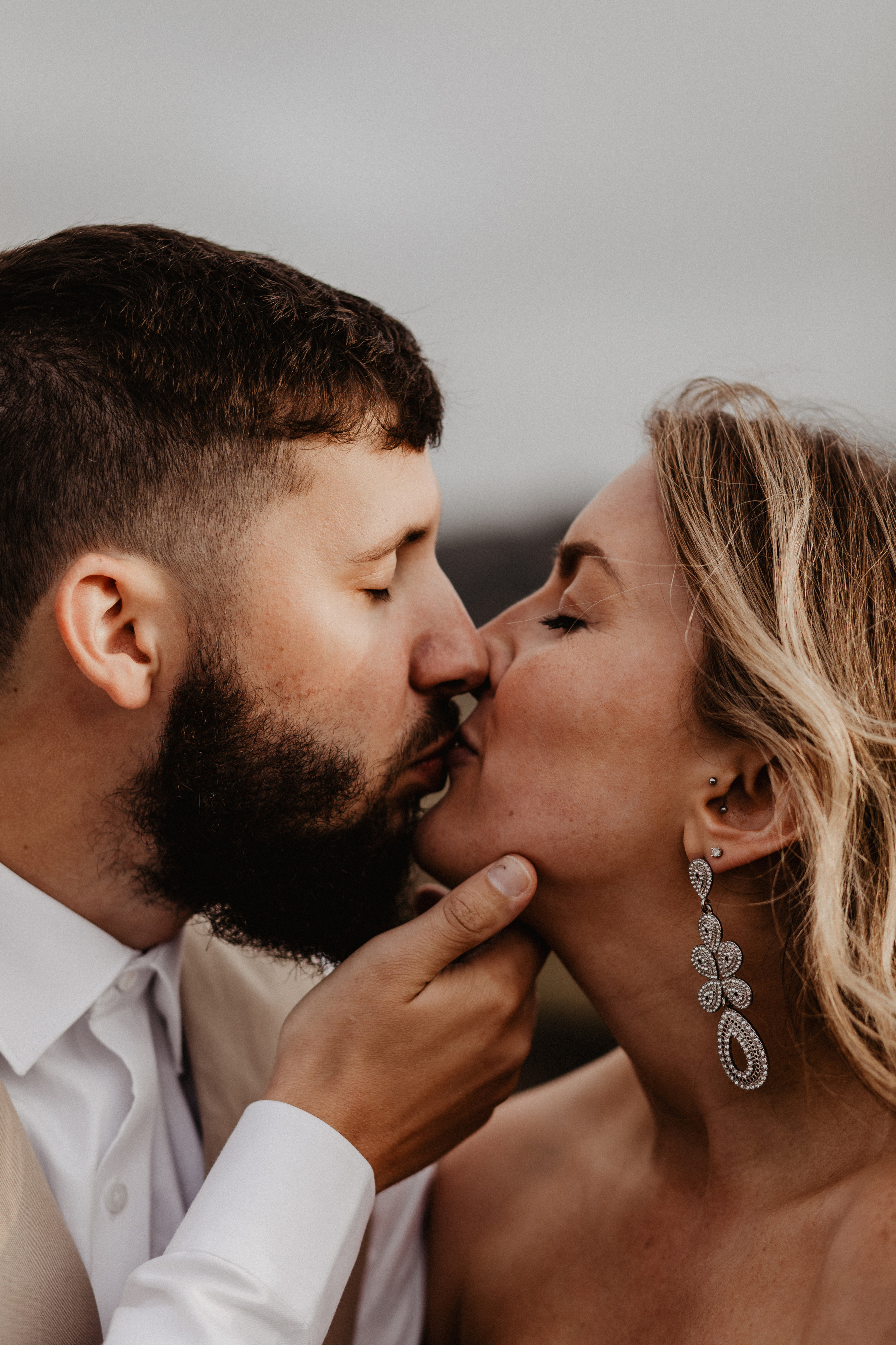 Vow exchanging ceremony in Iceland | Elopement in South Iceland. Iceland elopement photographer & videographer