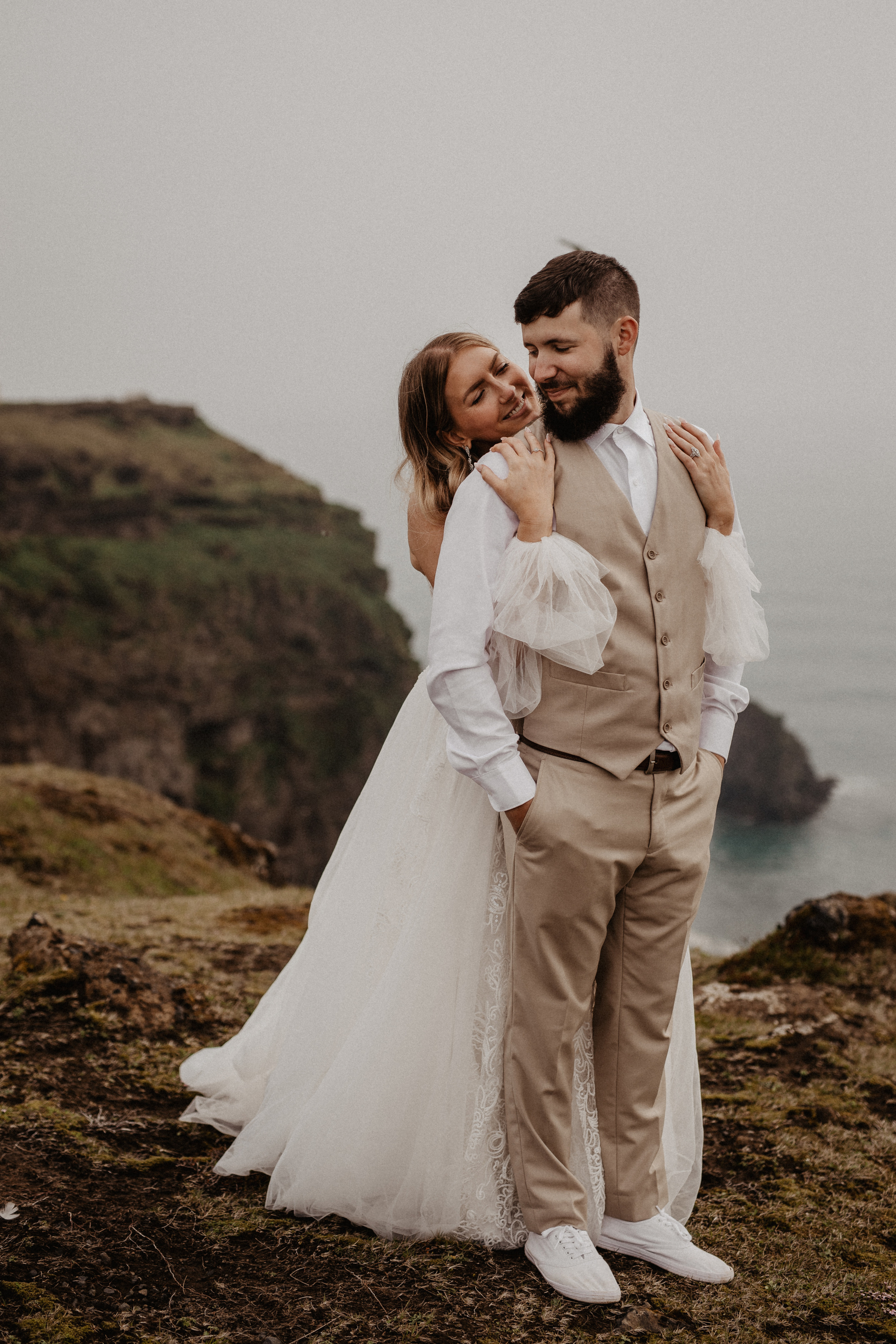 Vow exchanging ceremony in Iceland | Elopement in South Iceland. Iceland elopement photographer & videographer