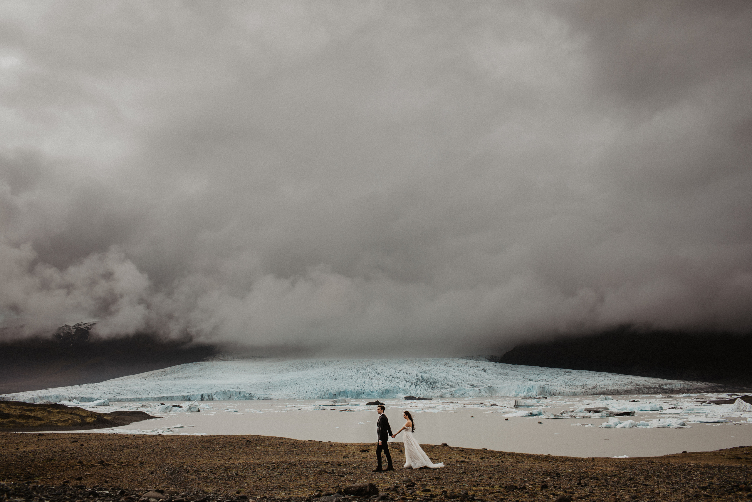 Elopement at secret canyon Iceland and diamond black beach. Iceland elopement photographer & videographer