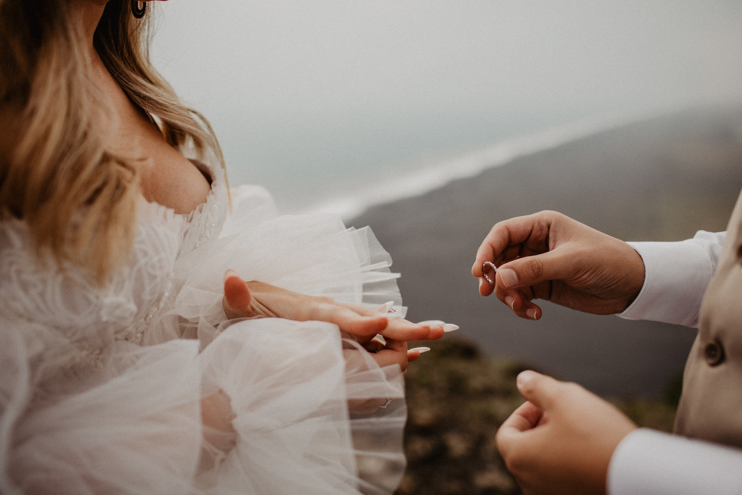 Vow exchanging ceremony in Iceland | Elopement in South Iceland. Iceland elopement photographer & videographer