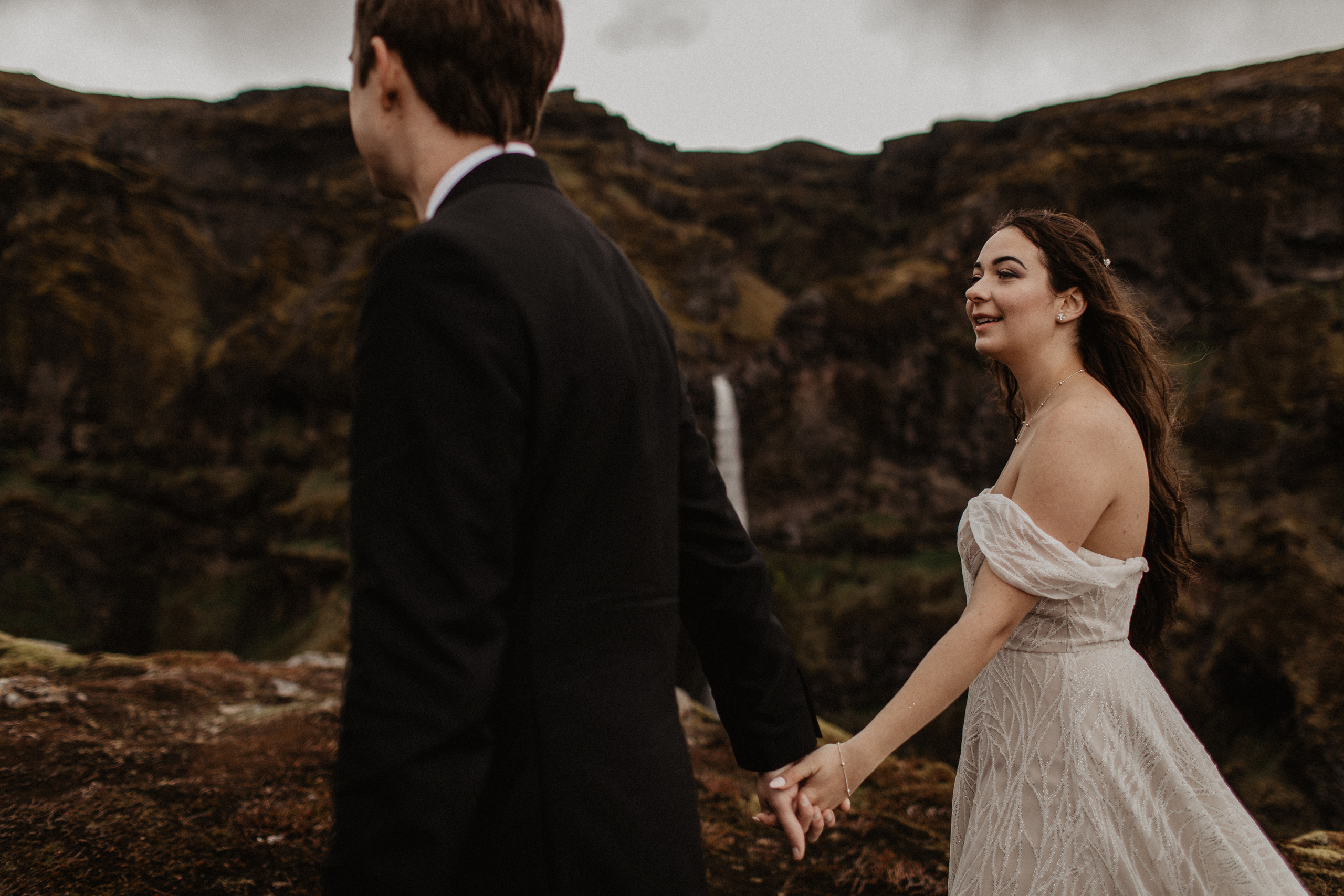 Elopement at secret canyon Iceland and diamond black beach. Iceland elopement photographer & videographer