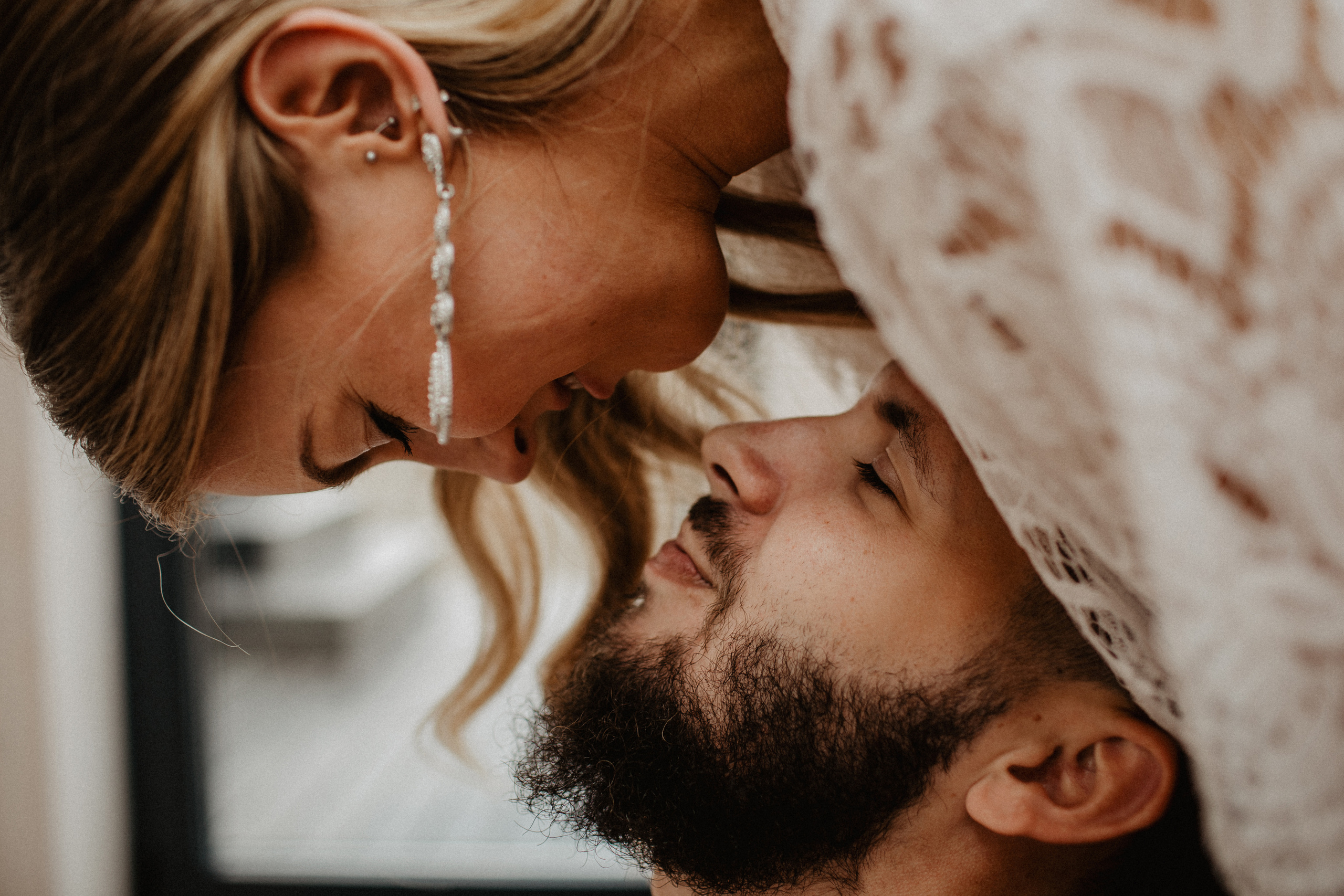 Vow exchanging ceremony in Iceland | Elopement in South Iceland. Iceland elopement photographer & videographer
