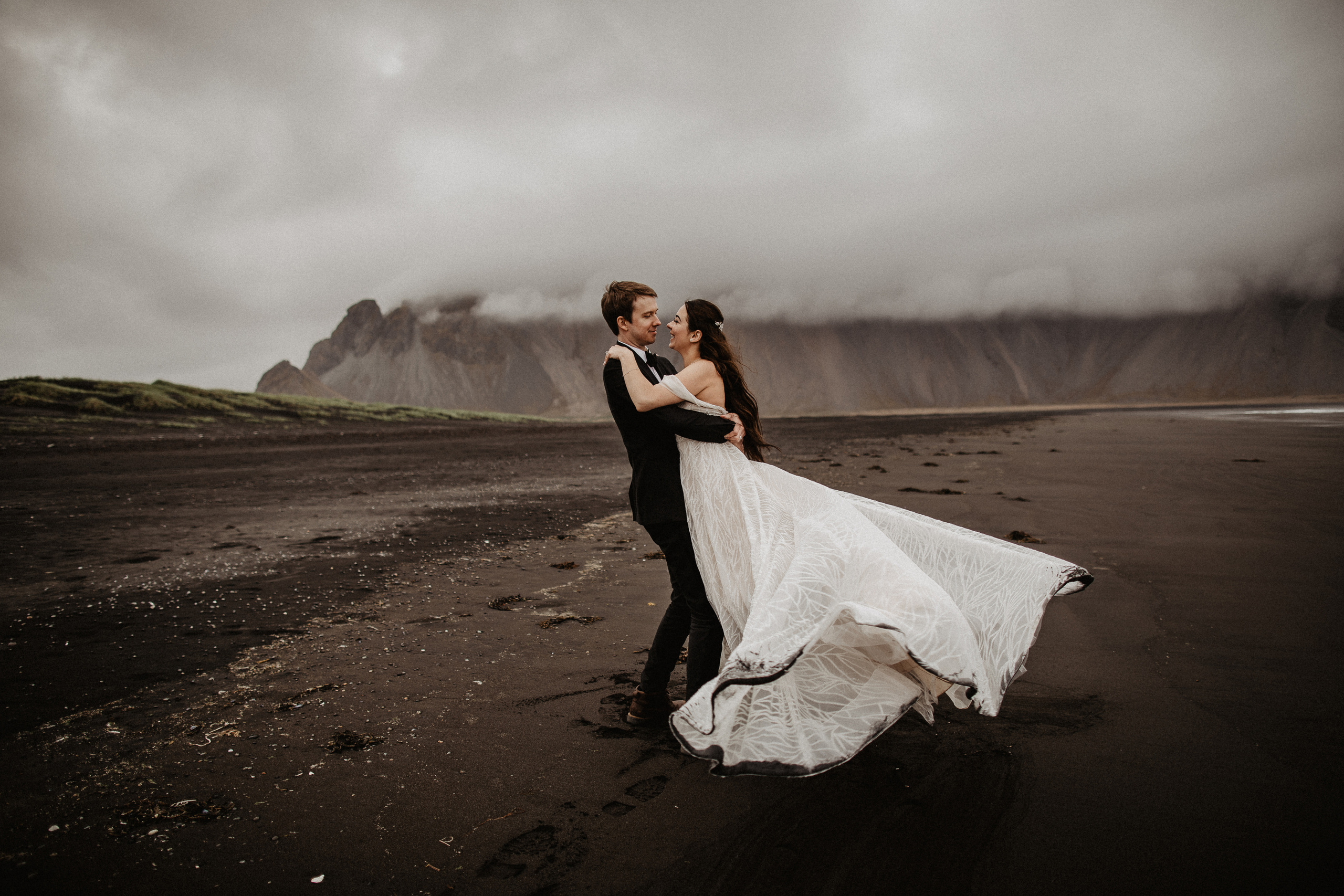 Stokksness black sand beach elopement