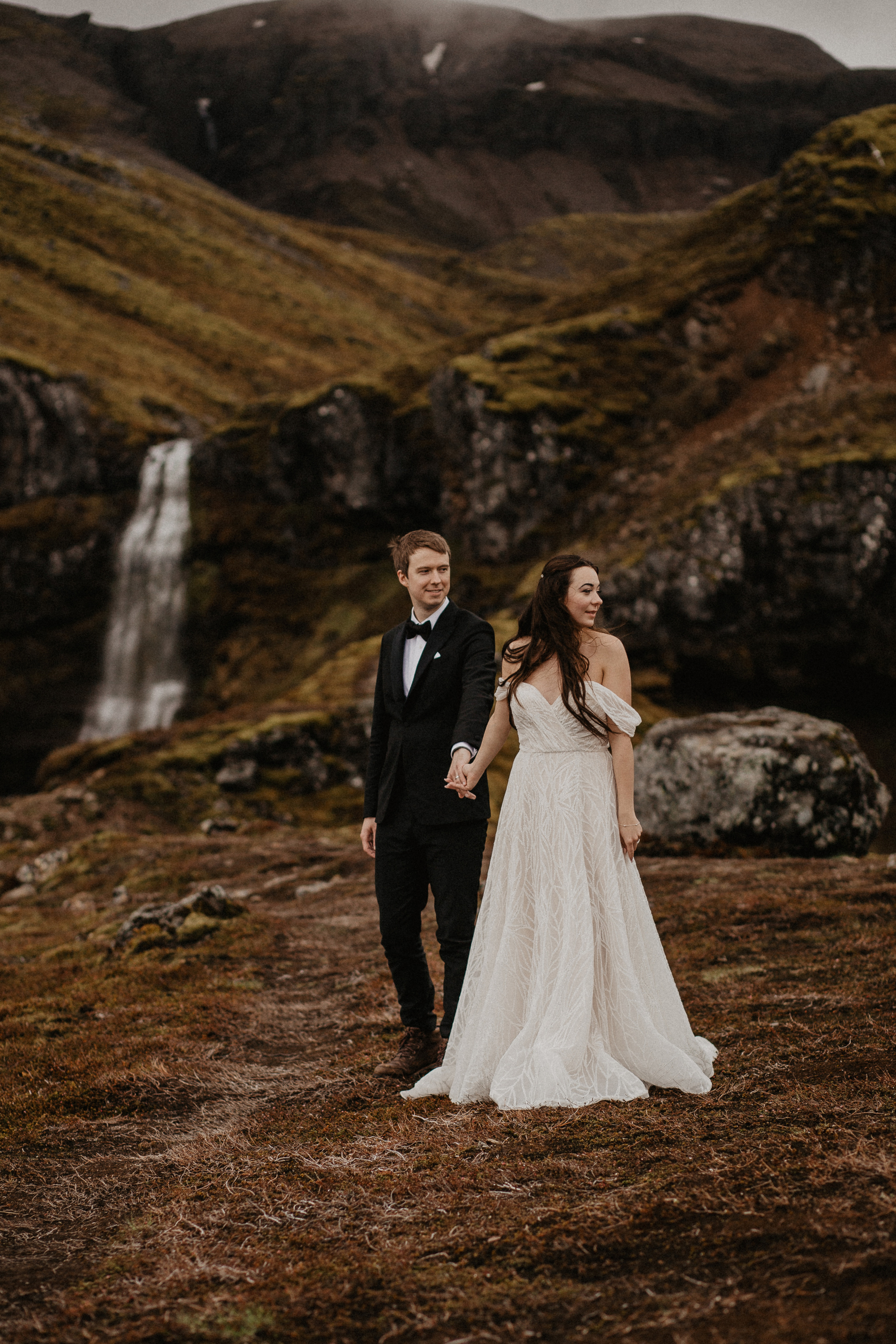 Elopement at secret canyon Iceland and diamond black beach. Iceland elopement photographer & videographer