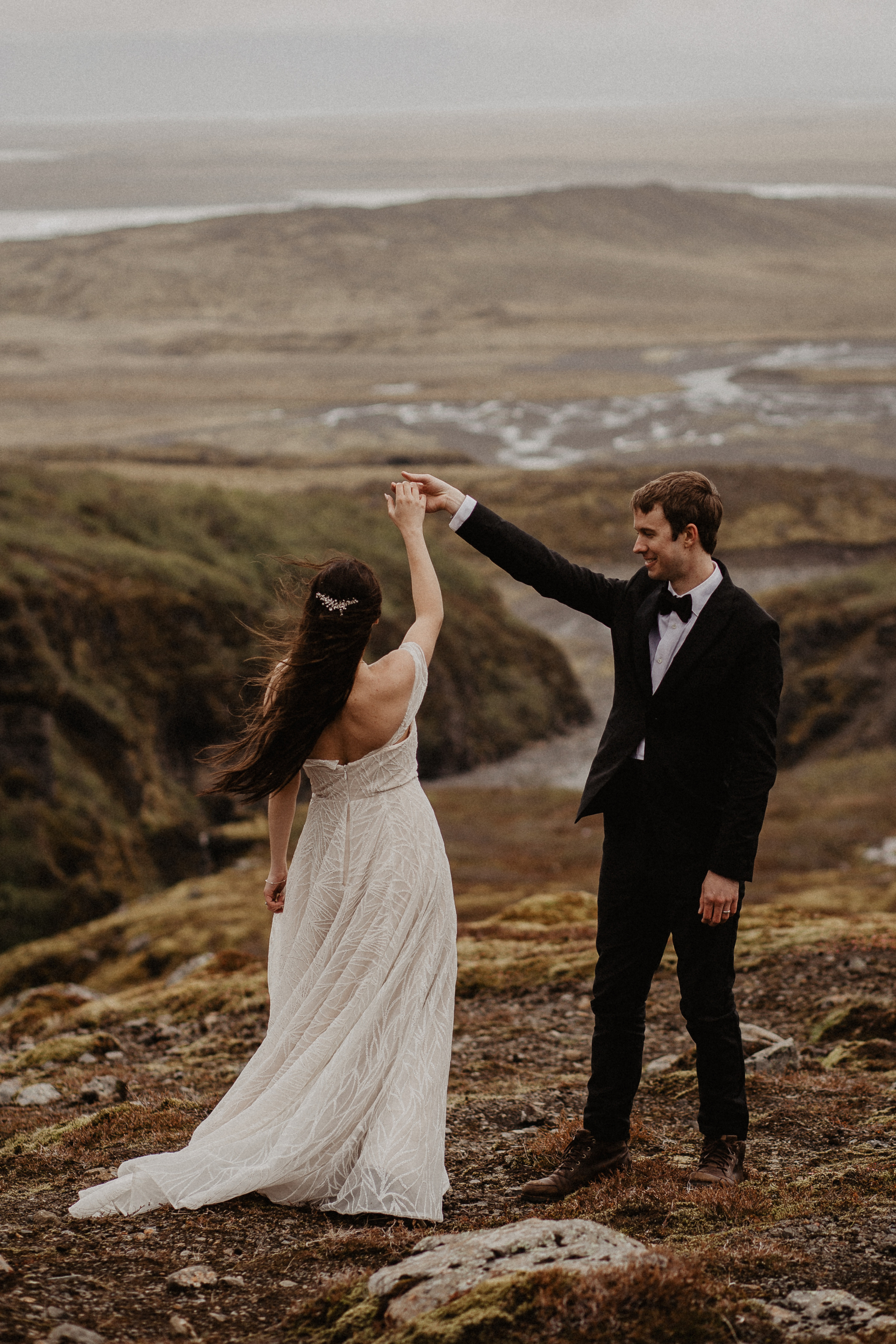 Elopement at secret canyon Iceland and diamond black beach. Iceland elopement photographer & videographer