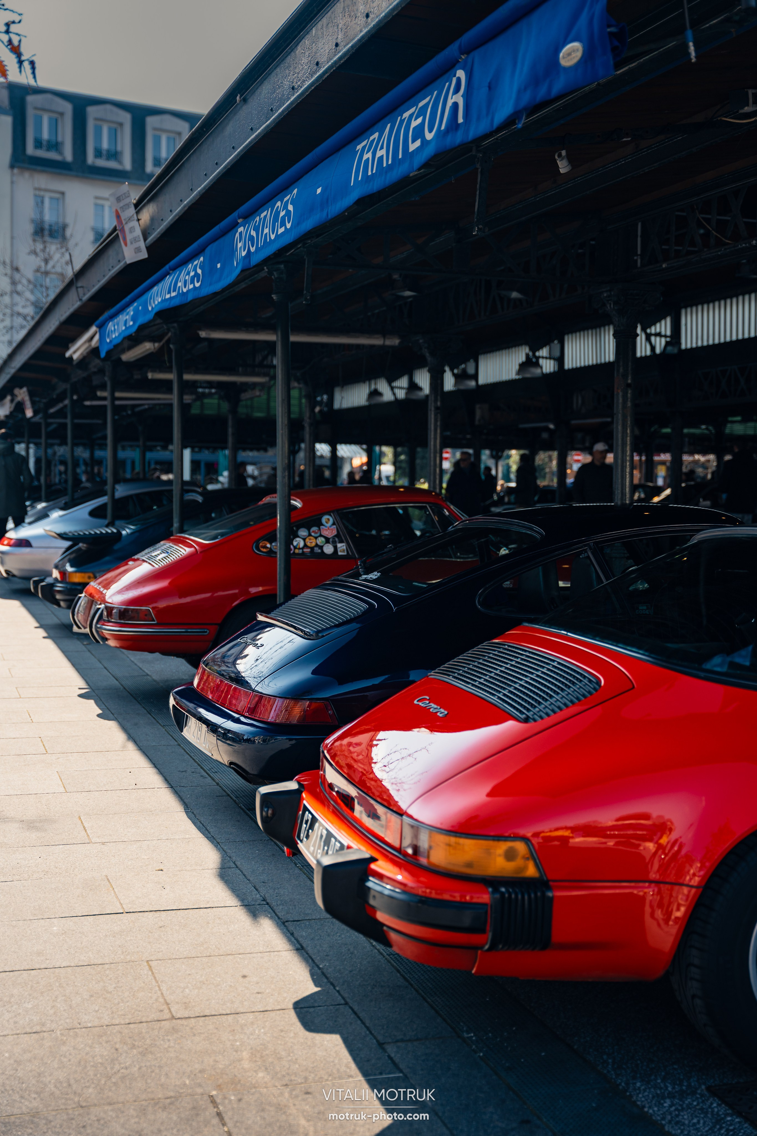 Rassemblement Garenne Colombes — 16 mars. Photographe de voitures à Paris — Vitalii Motruk