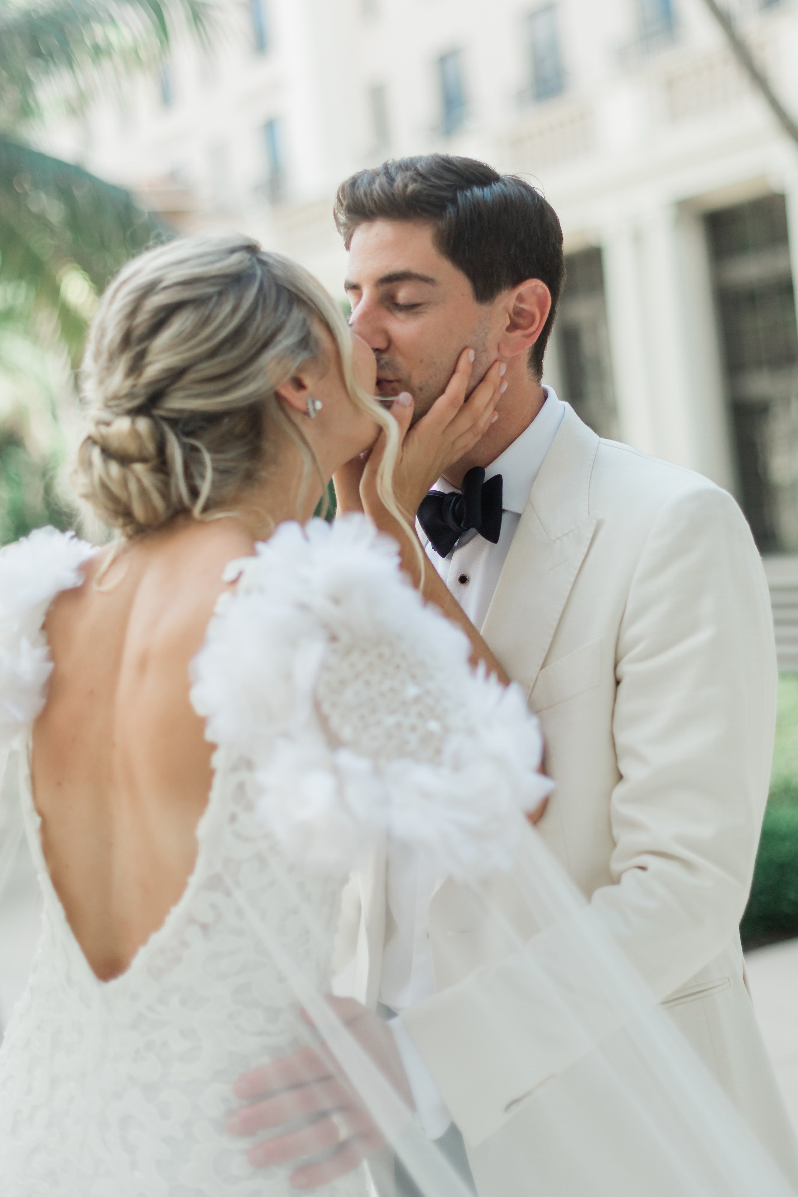 My name is Kate and I am family and wedding photographer