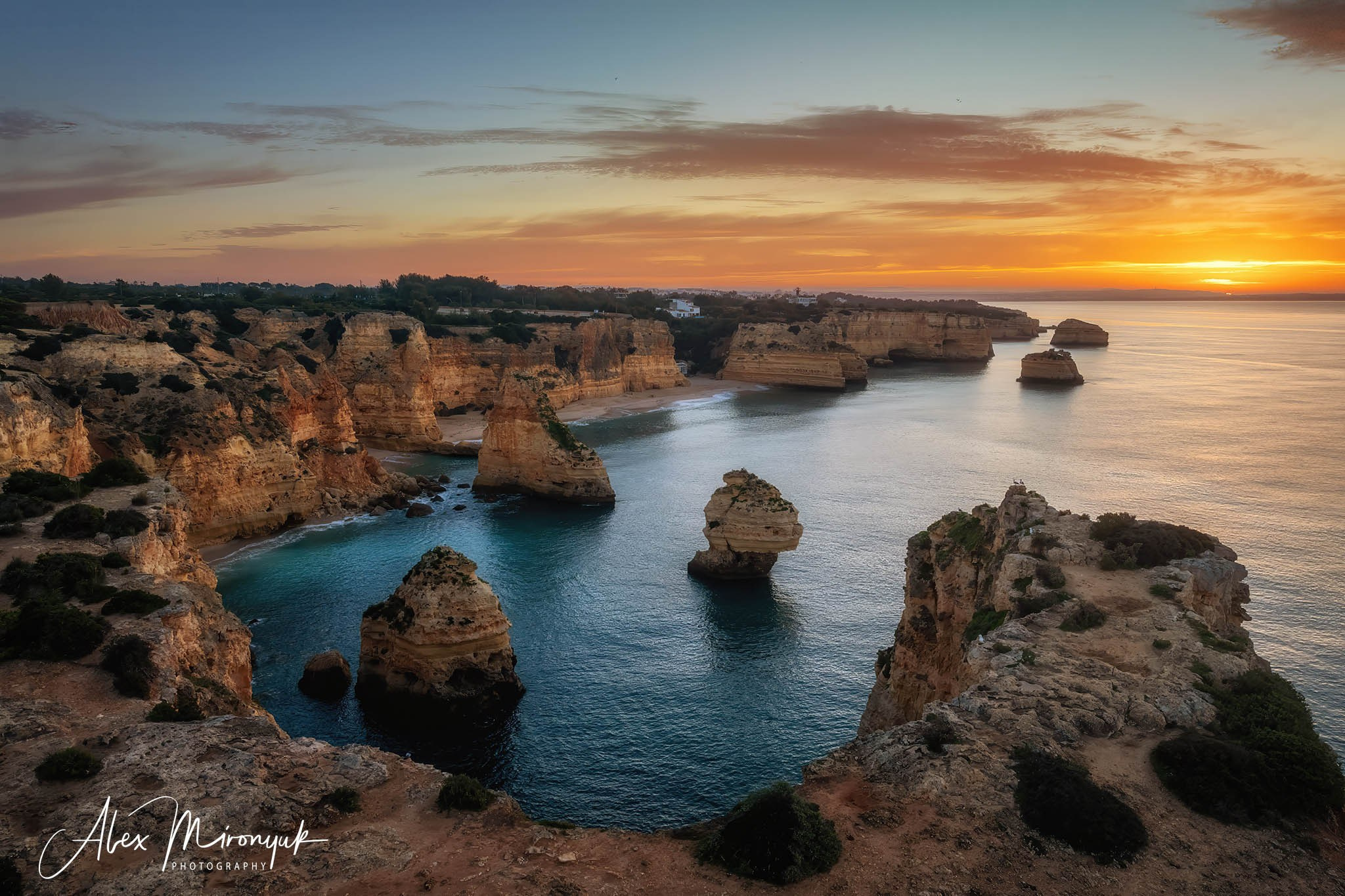 Portugal’s Scenic Treasures. Pet, Senior, Landscape, portrait studio, photographer in Miami and Sou