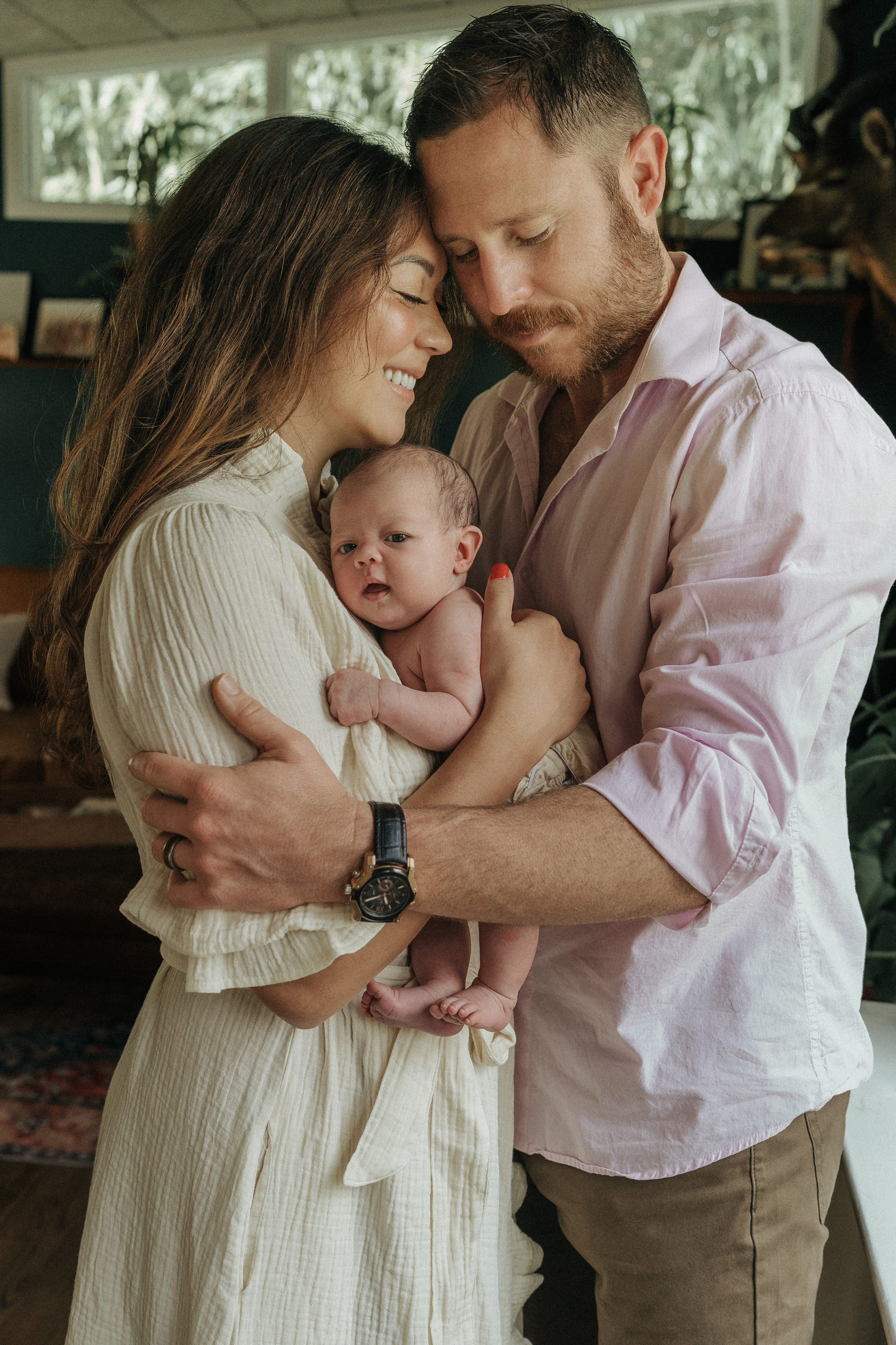 Newborn Photography with Parents – Gentle & Loving Moments. Alisa Tant — Family and newborn photographer Bucks County, Montgomery county, Philadelphia, NJ