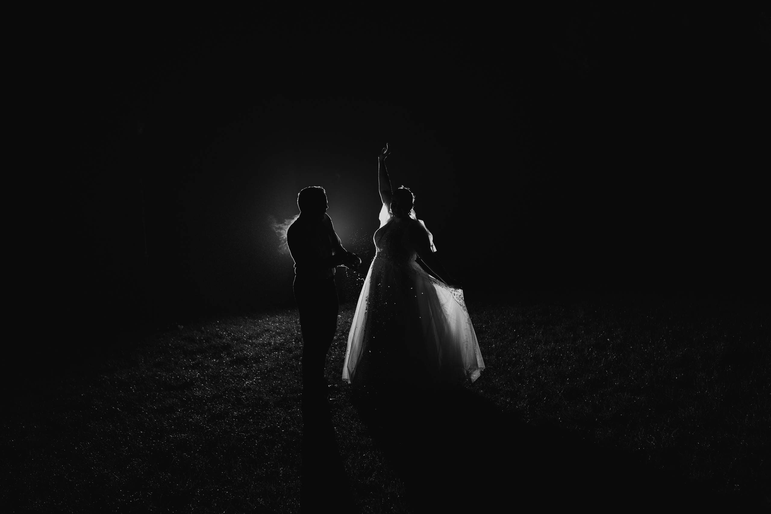 Trzy Drzewa: wspaniała uroczystość Wiktorii i Kamila. Karkowskafoto - fotografia miłości