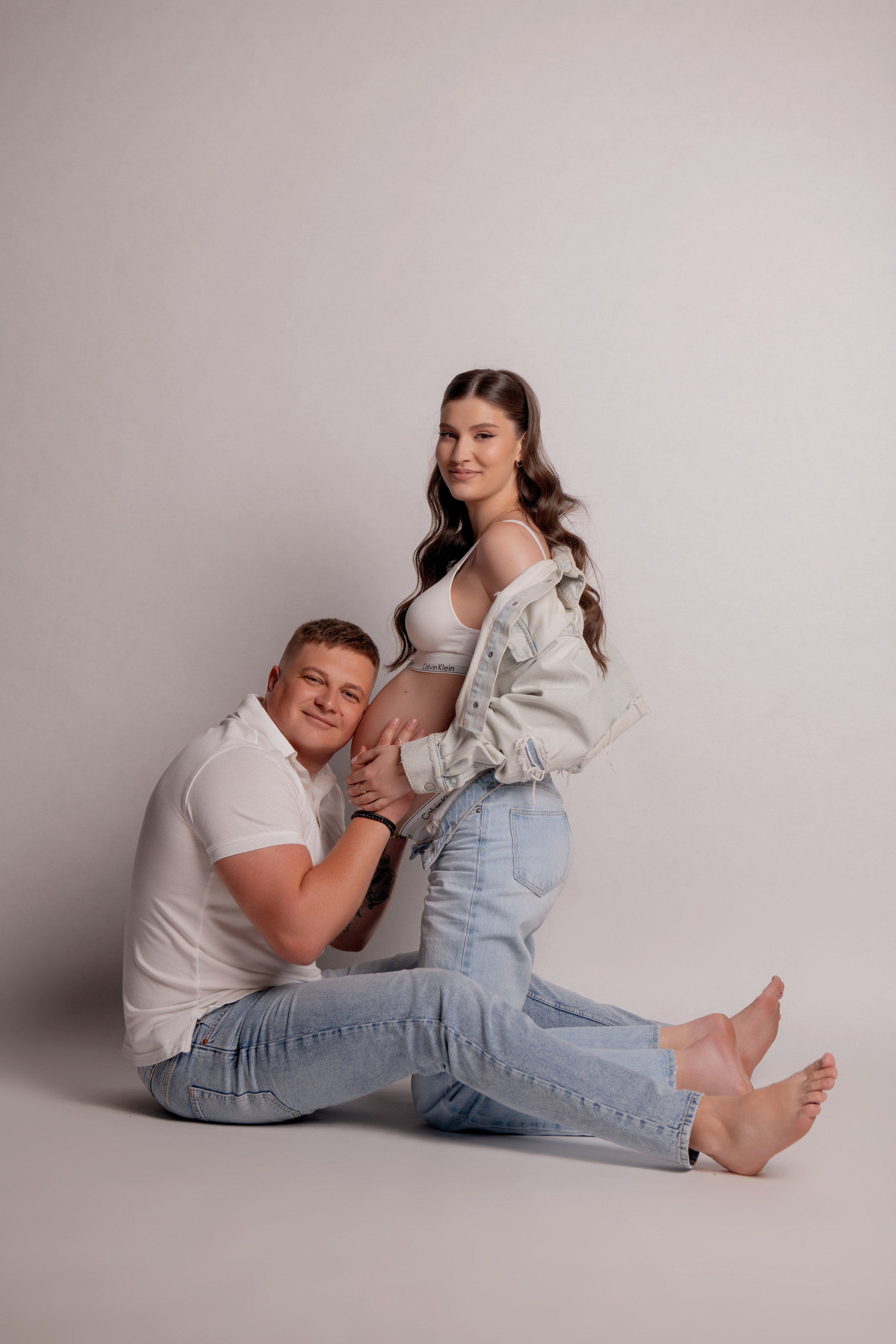 Diana & Stepan. Maternity photoshoot. Professional photographer in Prague Anastasia Haritonova