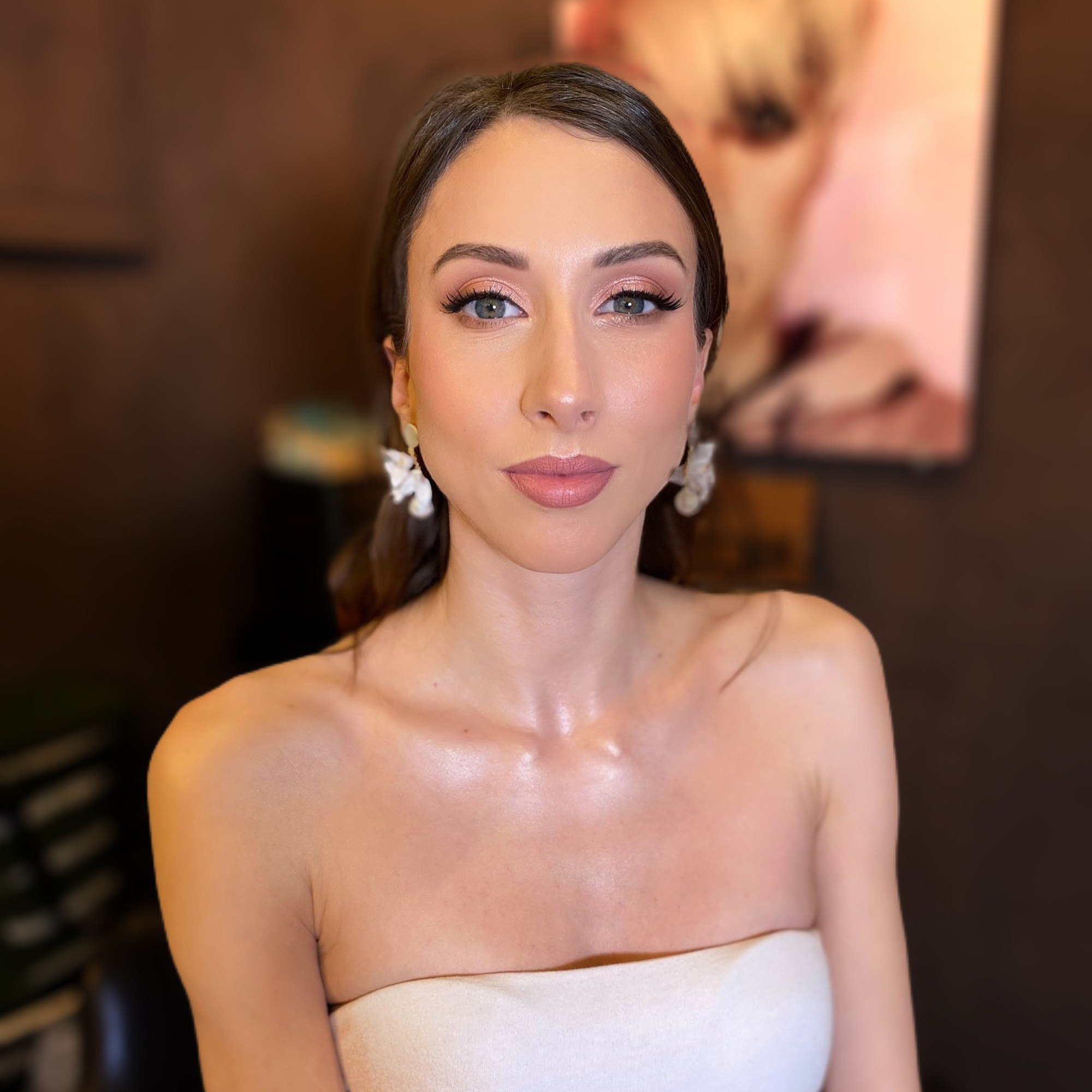 Bridal makeup & hairstyle services by Kate Lisi. Makeup artist and hairstylist in Rome Italy | Kate Lisi
