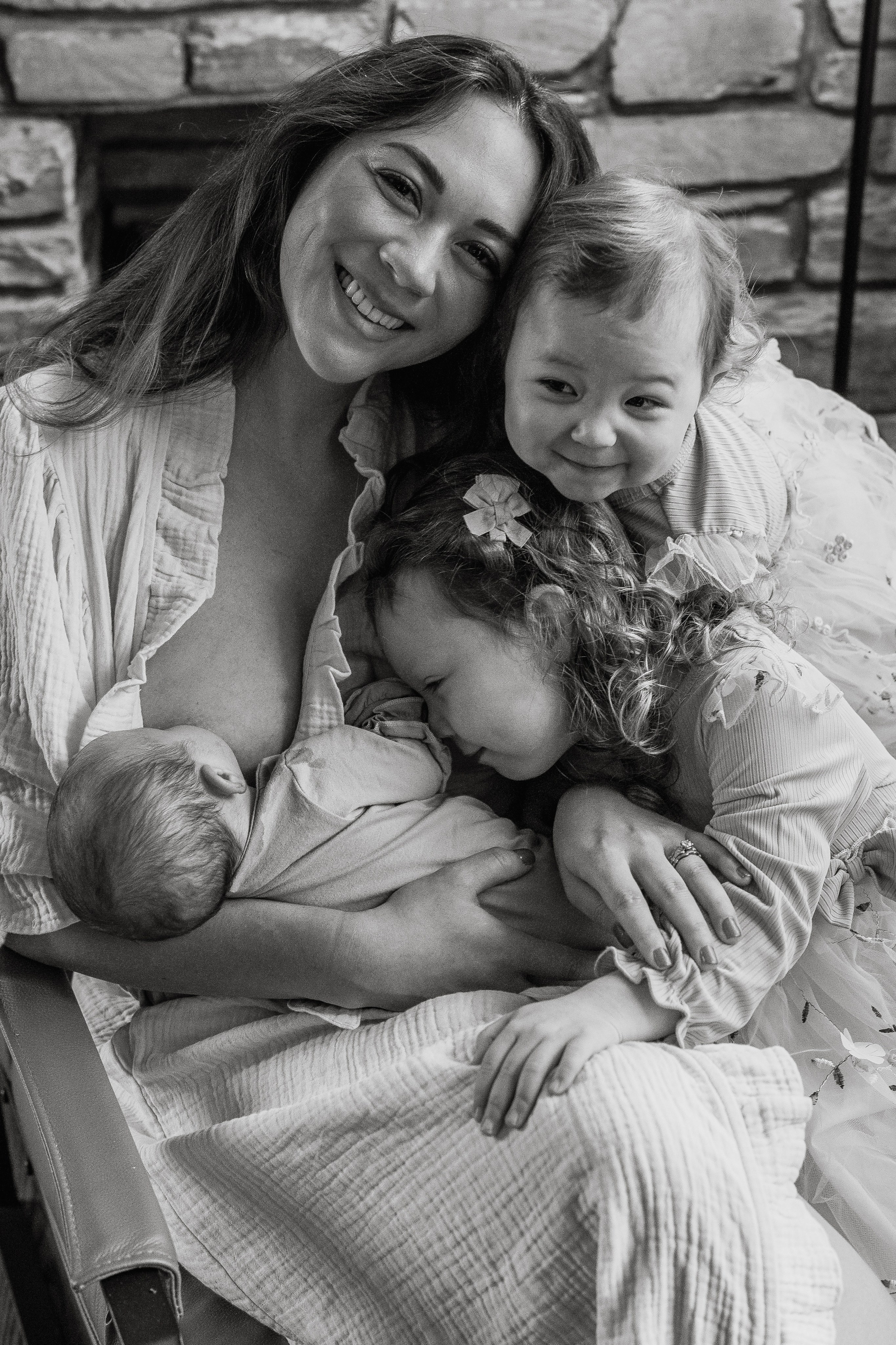 Newborn Photography with Parents – Gentle & Loving Moments. Alisa Tant — Family and newborn photographer Bucks County, Montgomery county, Philadelphia, NJ