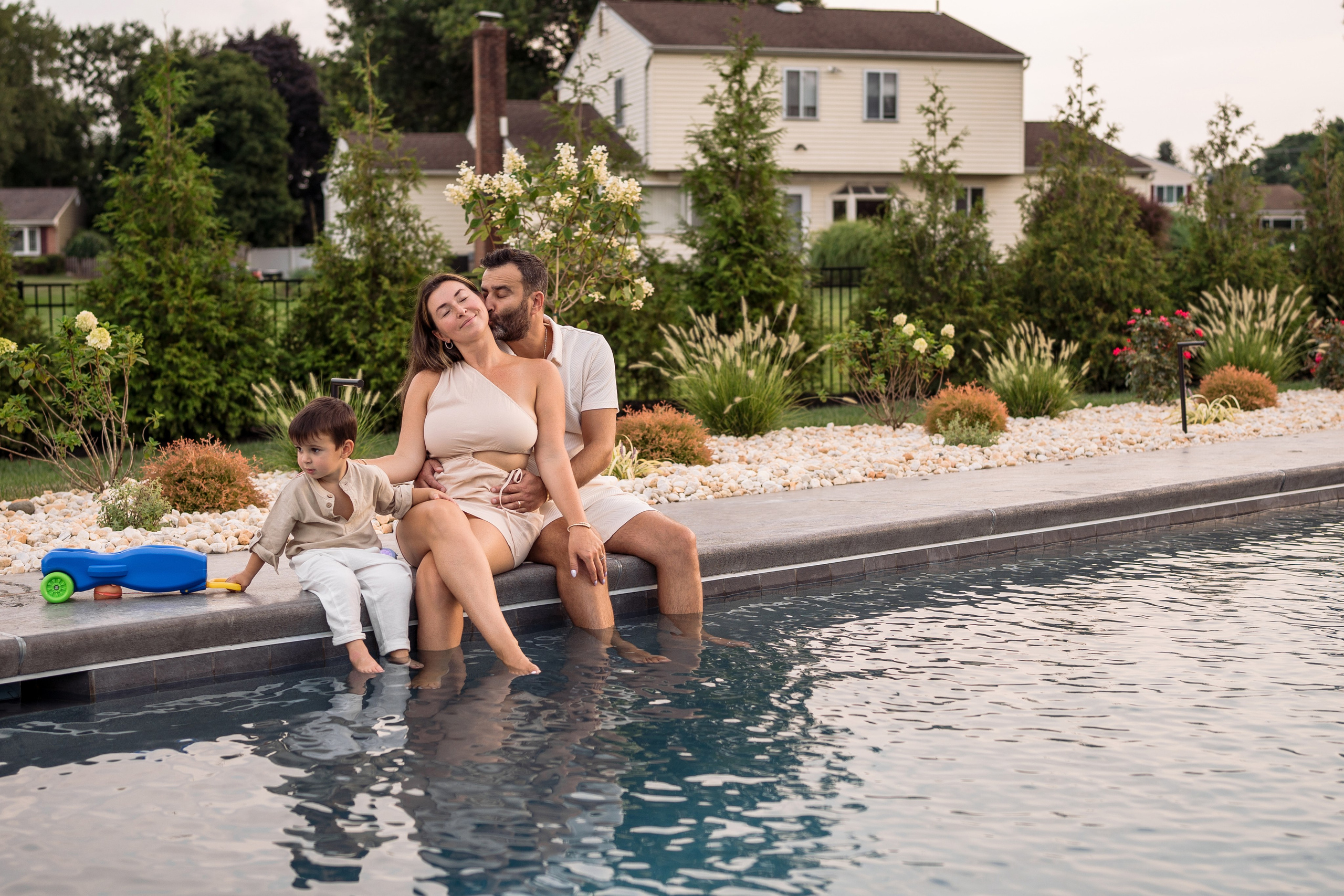 Cozy Family Photography at Home – Heartwarming & Relaxed. Alisa Tant — Family and newborn photographer Bucks County, Montgomery county, Philadelphia, NJ