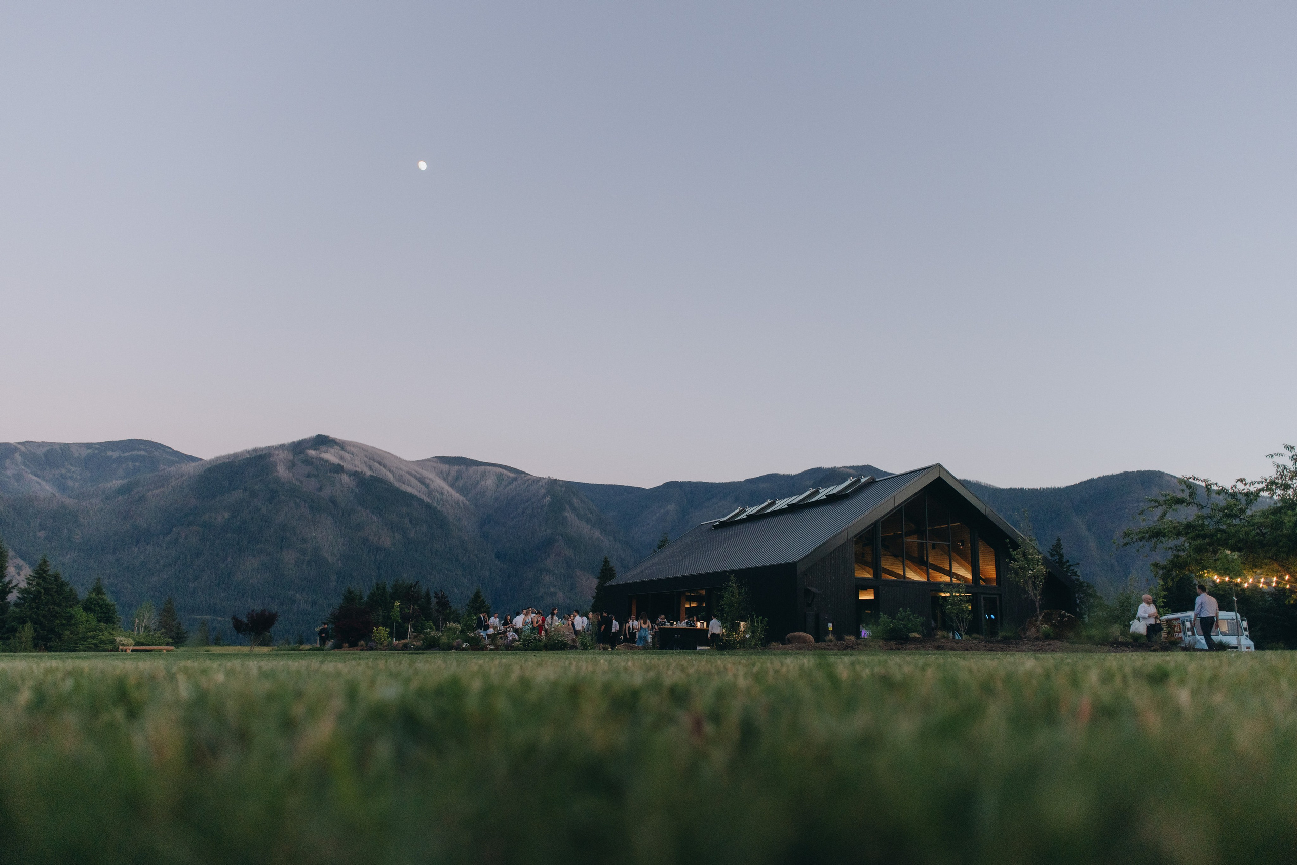Wind Mountain Ranch wedding venue in the Columbia River Gorge, Washington