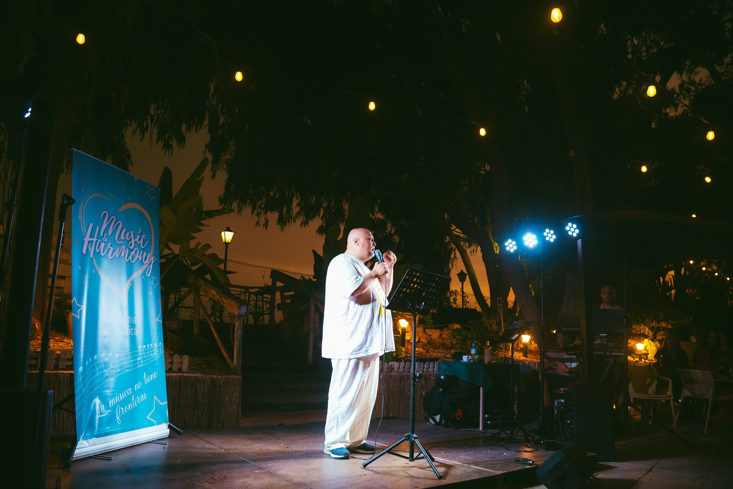 Photo report from a creative evening at the El Bosque Animado restaurant, Torrevieja