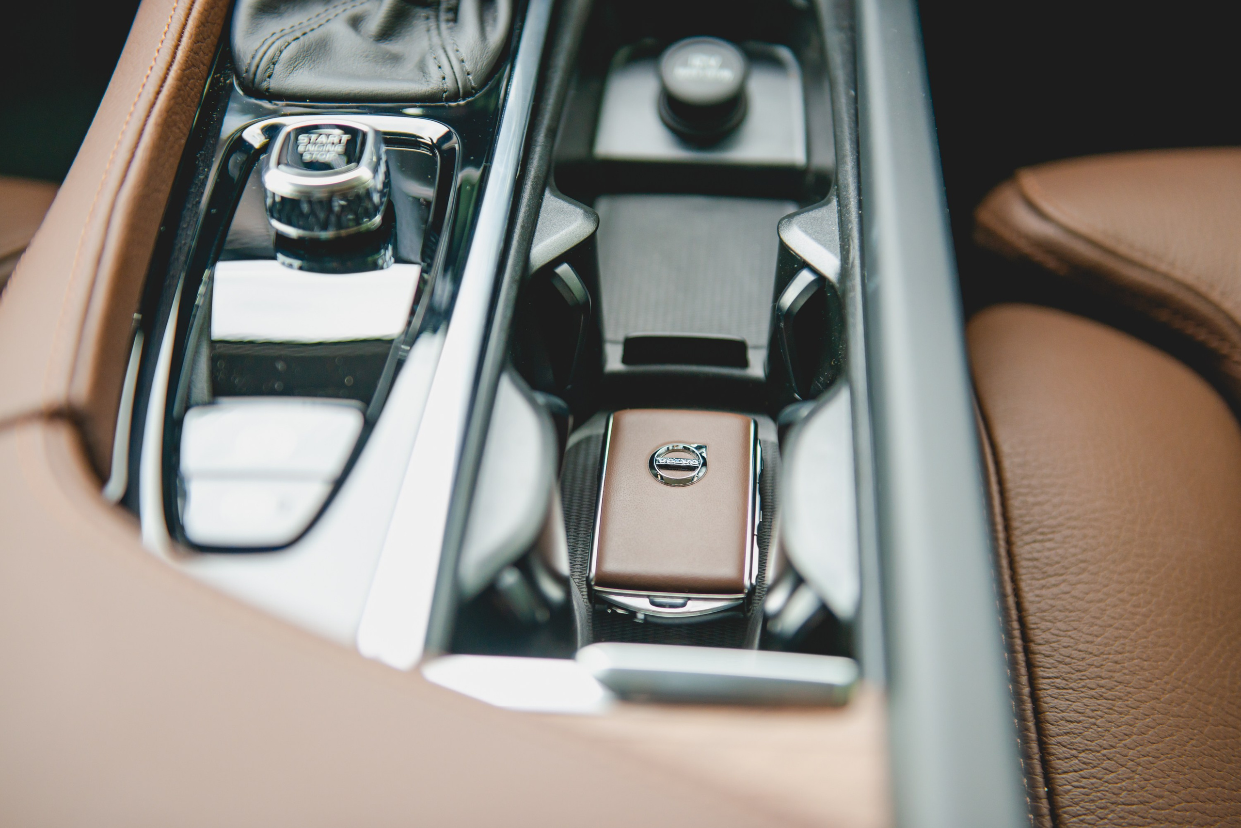 Автомобильная фотосъемка Volvo S90. ФОТОГРАФ МЕКСИКА КИНТАНА-РОО