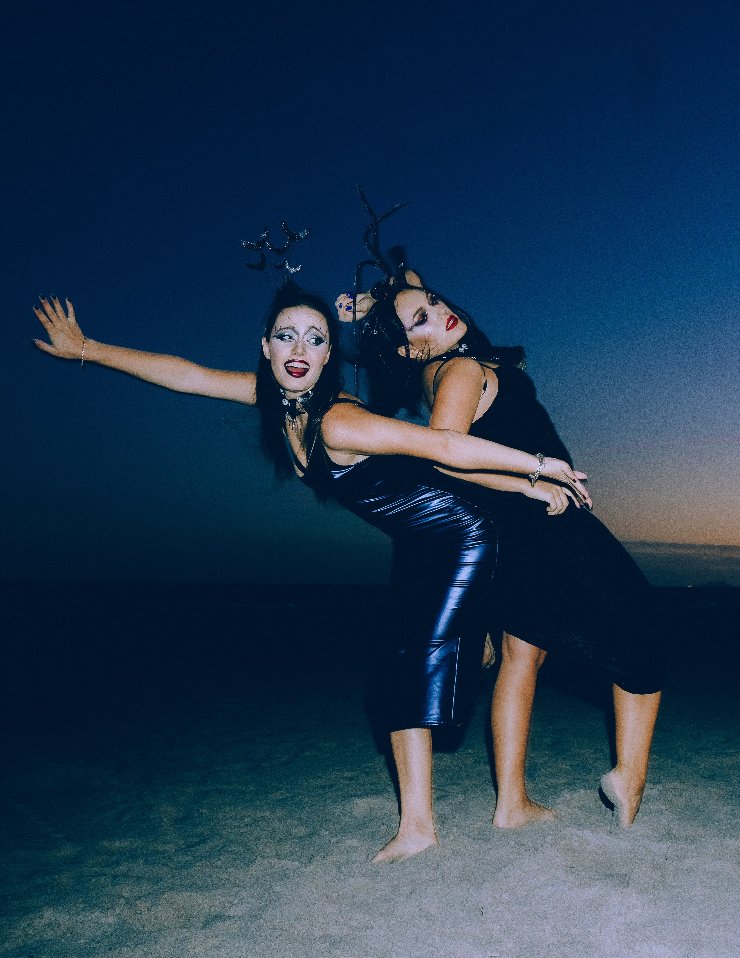 Мистическая Halloween-фотосессия на пляже: фотограф Аликанте и Торревьеха для креативных съемок — Андрей Луковников