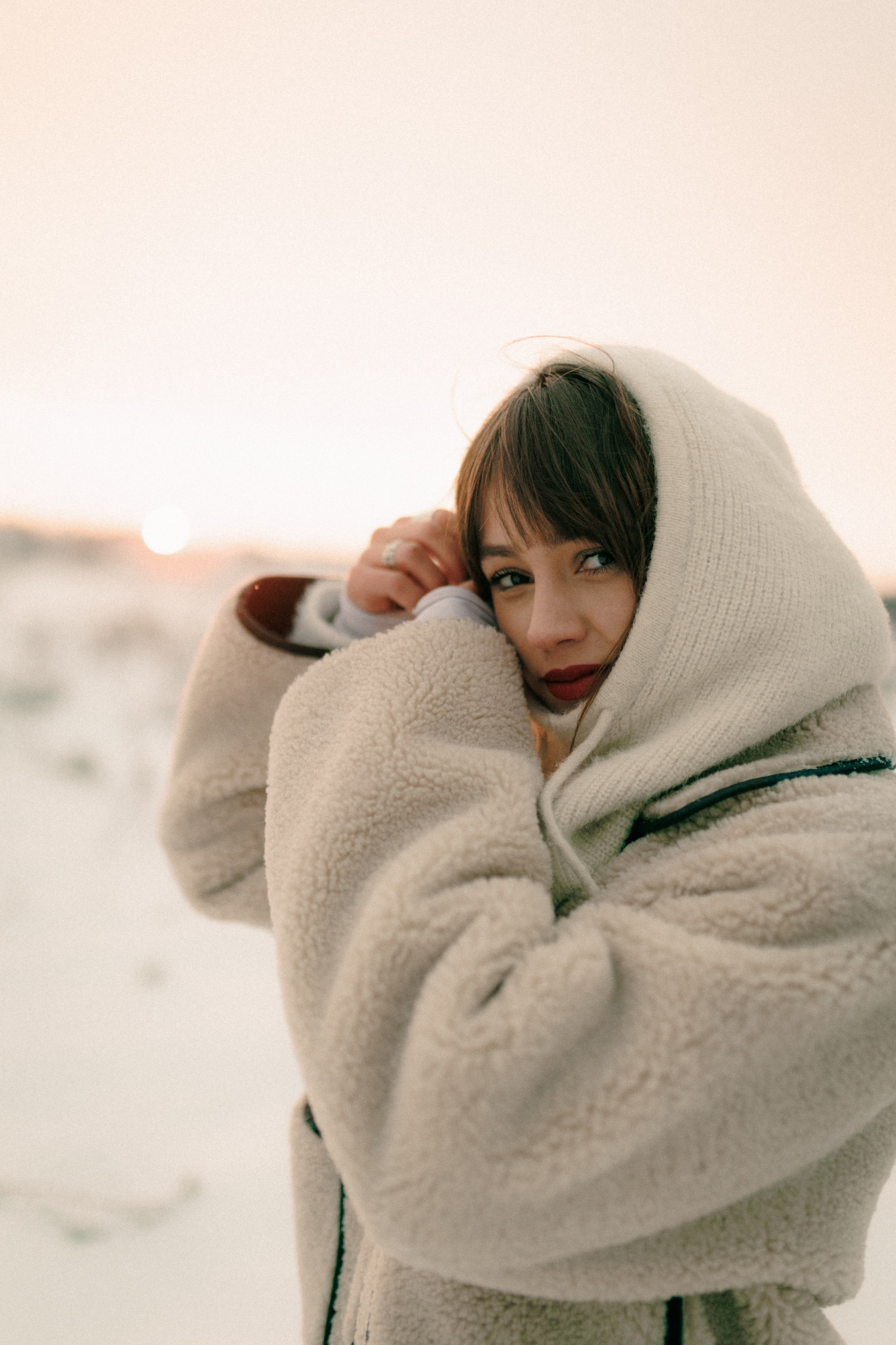 Snowy. Wedding photographer and videographer based in Timisoara, Romania