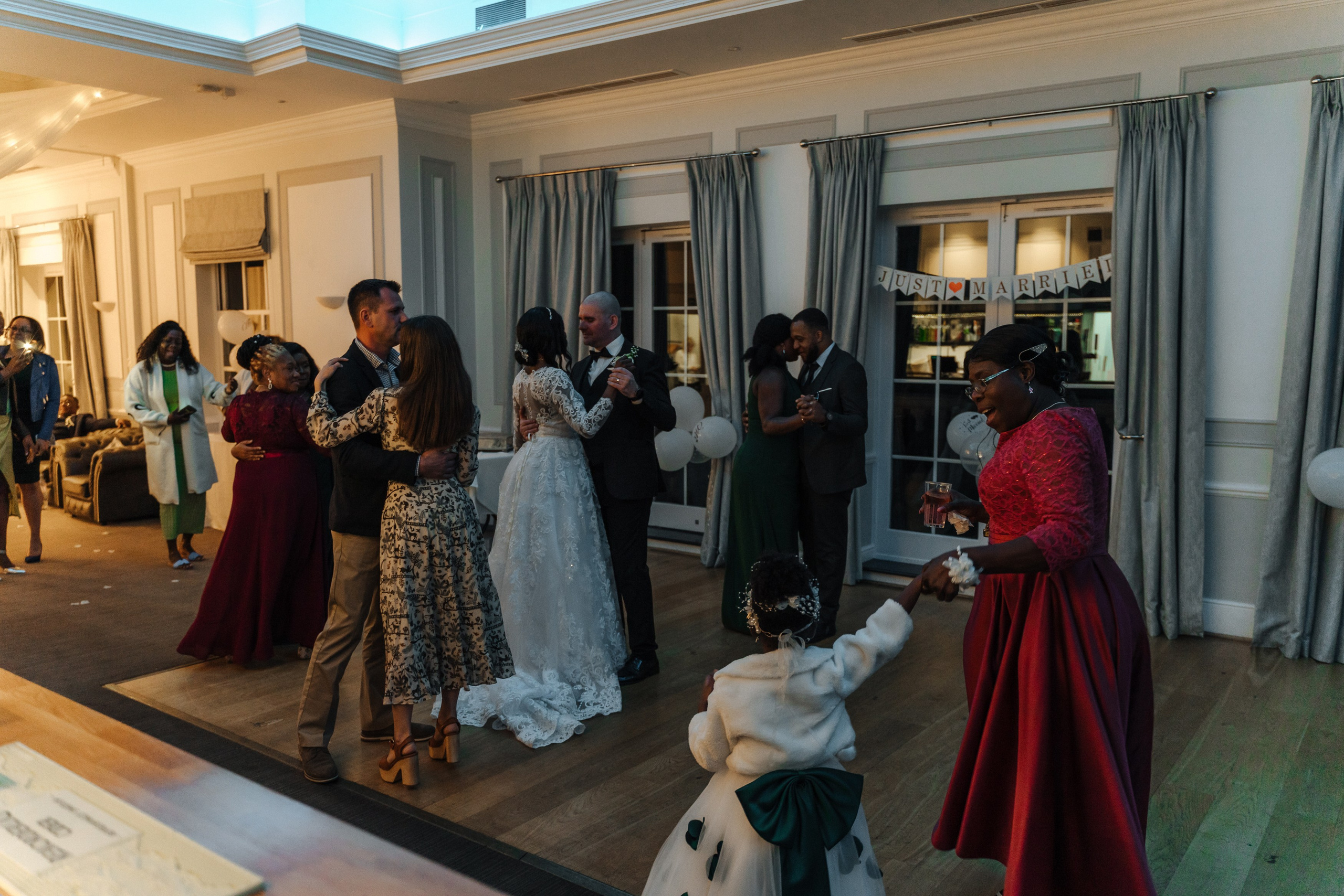 A wedding at Woldingham Golf Club, Woldingham Golf Club wedding, wedding photographer at Woldingham Golf Club