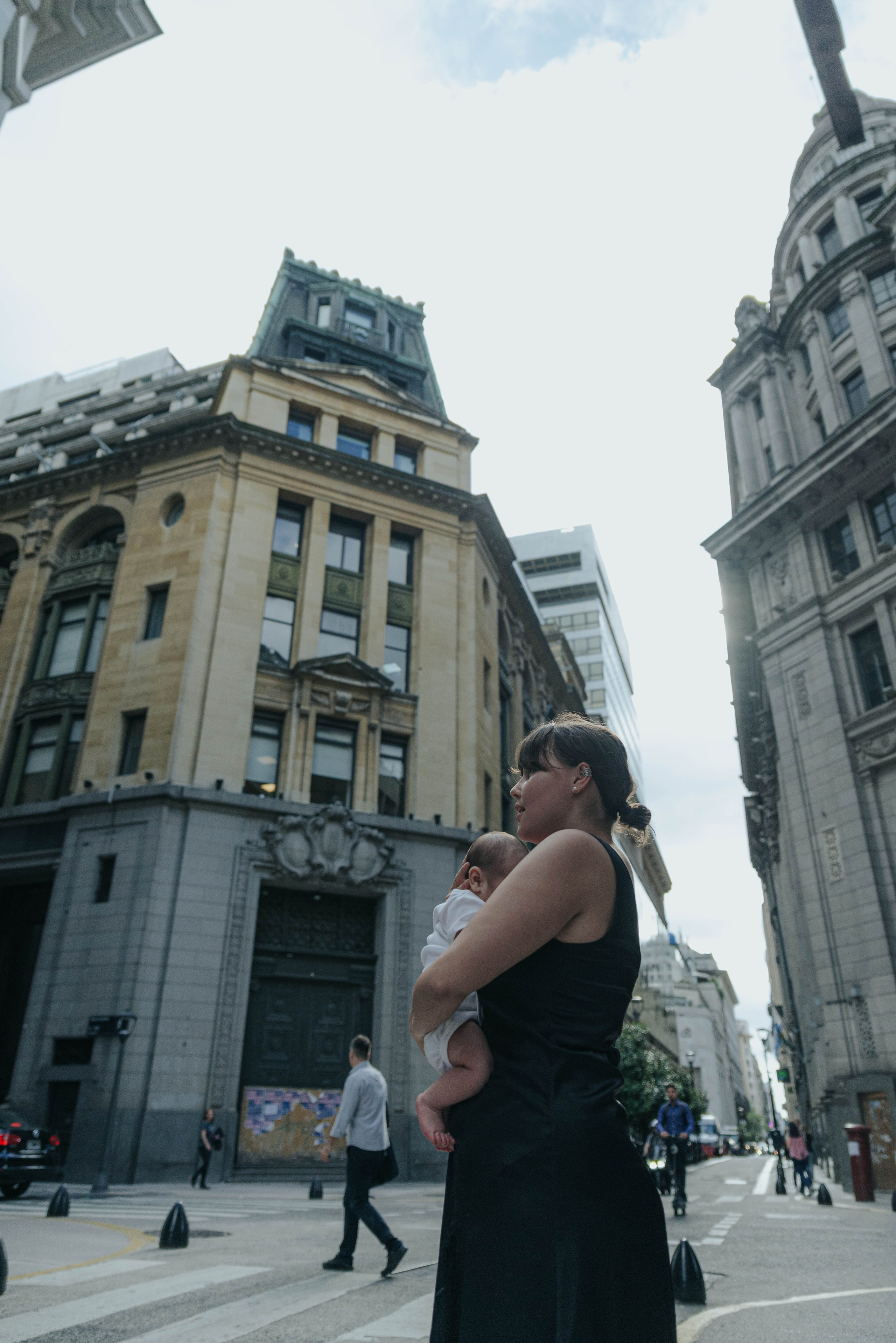 Mom Yana and Mars. Photographer @elmirkami in the city of Buenos Aires