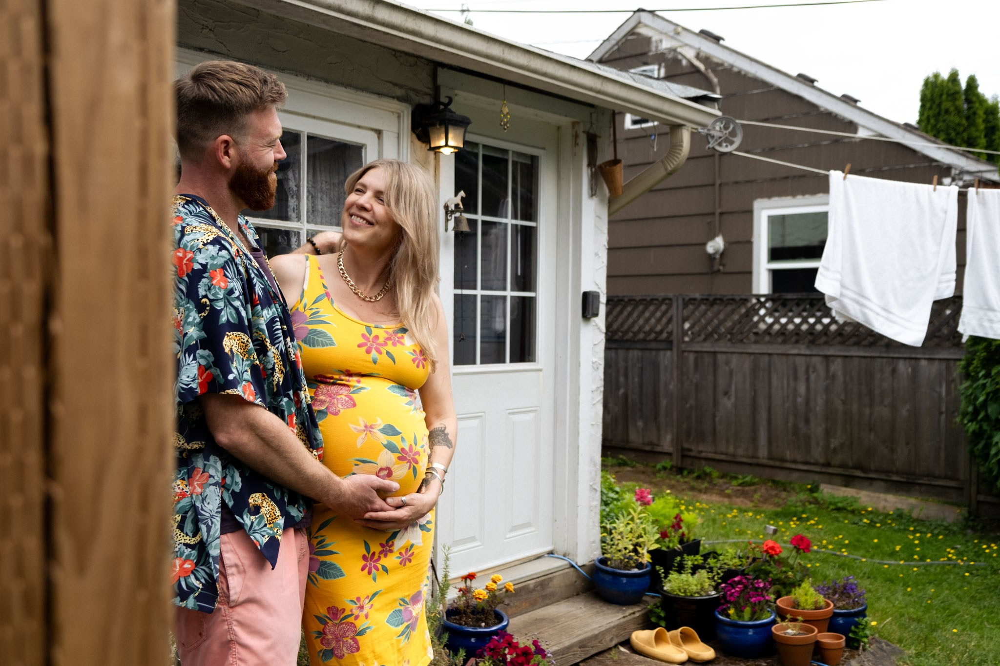 Lifestyle love story photography in natural light