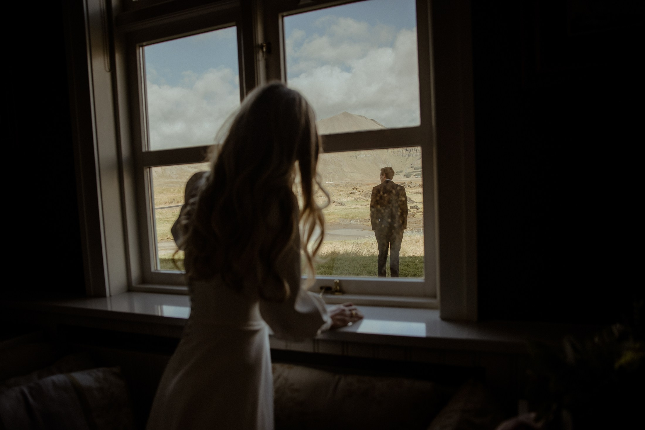 Iceland elopement at Budir Black Church | Snæfellsnes wedding by Iceland elopement photographer & videographer. Iceland elopement photographer & videographer