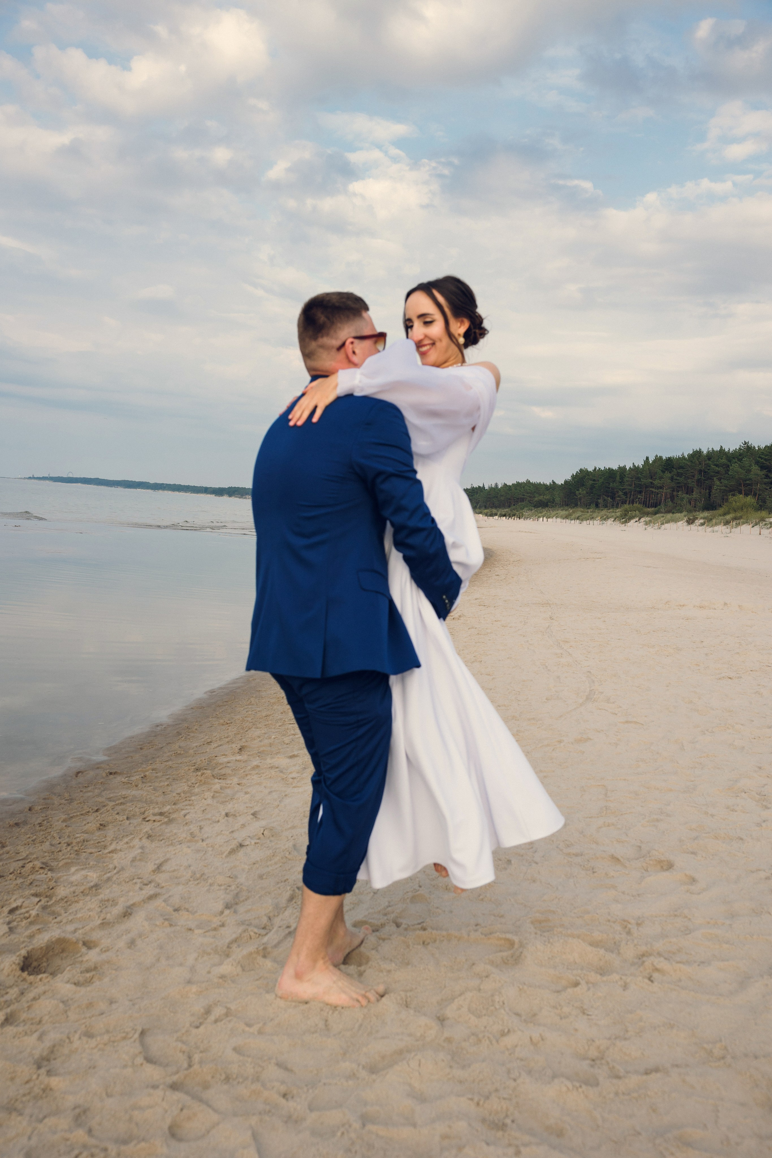 Fotograf Szczecin SESJA FOTOGRAFICZNA Z PRZYGOTOWAŃ DO ŚLUBU CEREMONIA WESELE Sesje narzeczeńskie Wasz fotograf ślubny Fotografia ślubna