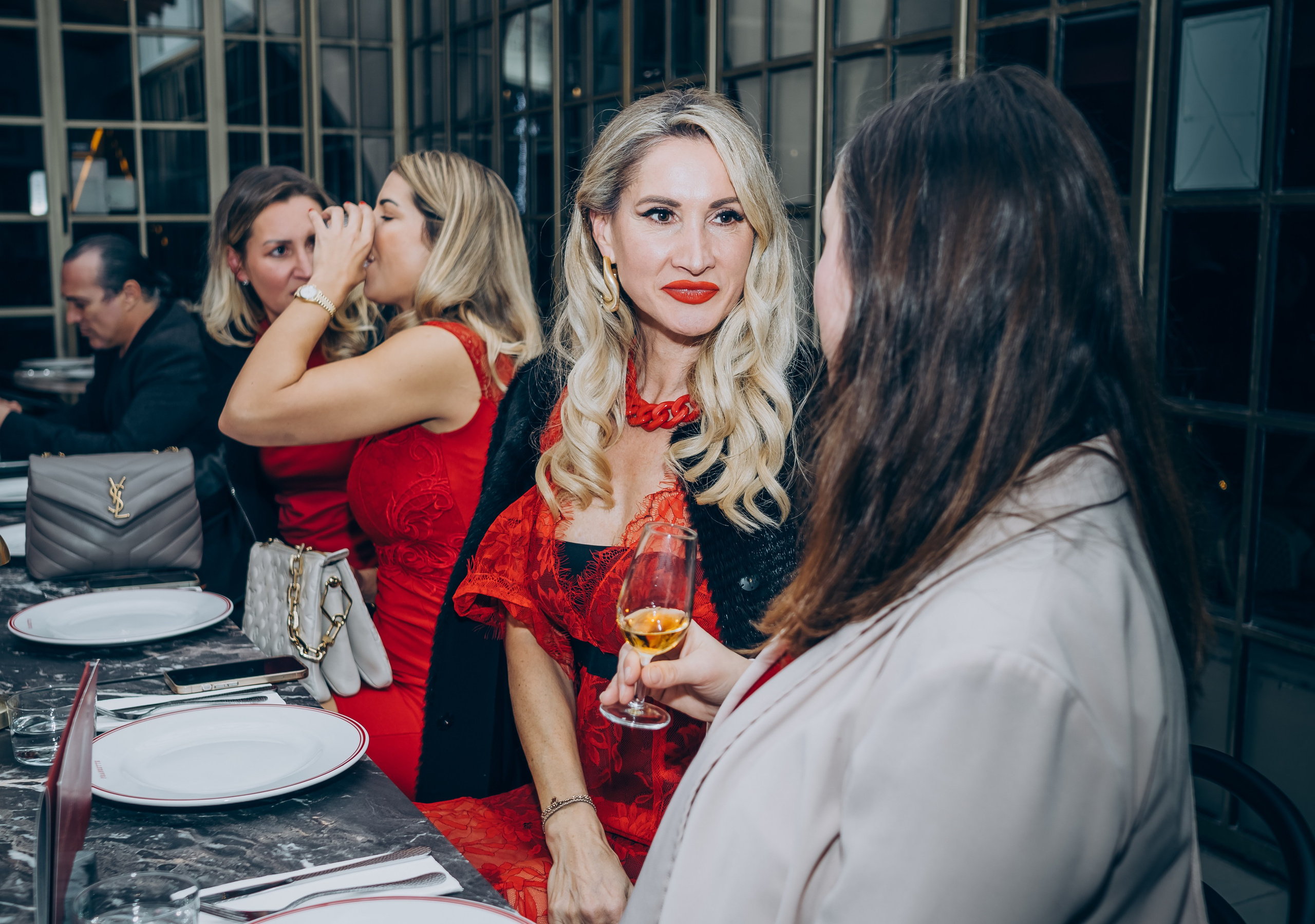 Red party. Photographer in Mallorca