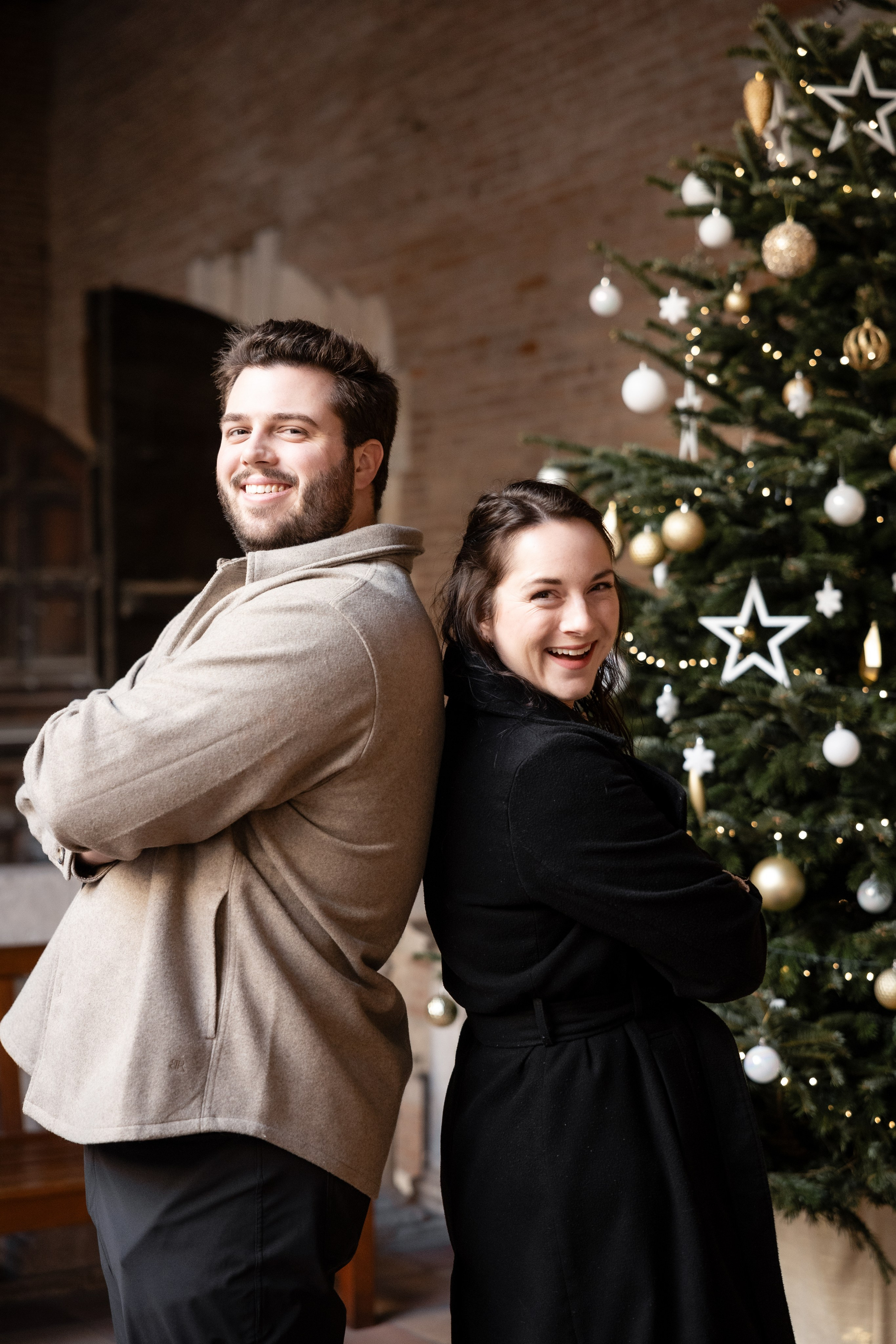 Family photoshoot in Toulouse city center for Cara’s Family/EN. Eugénie Smirnova — your photographer in Toulouse and southwest France
