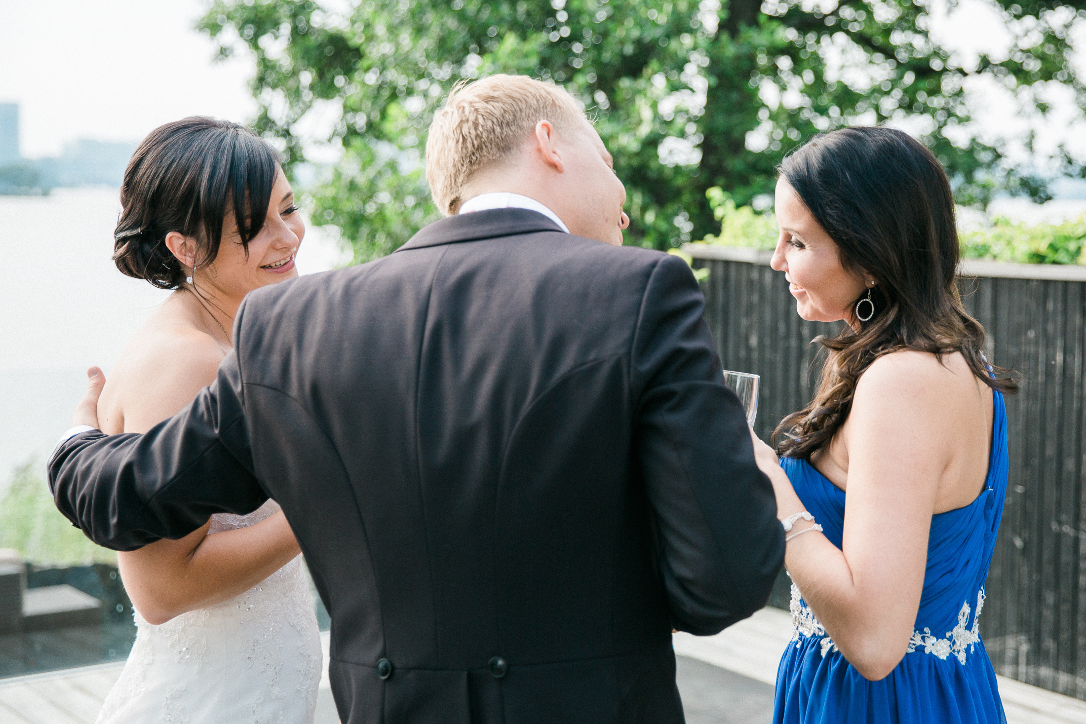 Anniina ja Antti, dokumentaarinen hääkuvaus Villa Katayssa