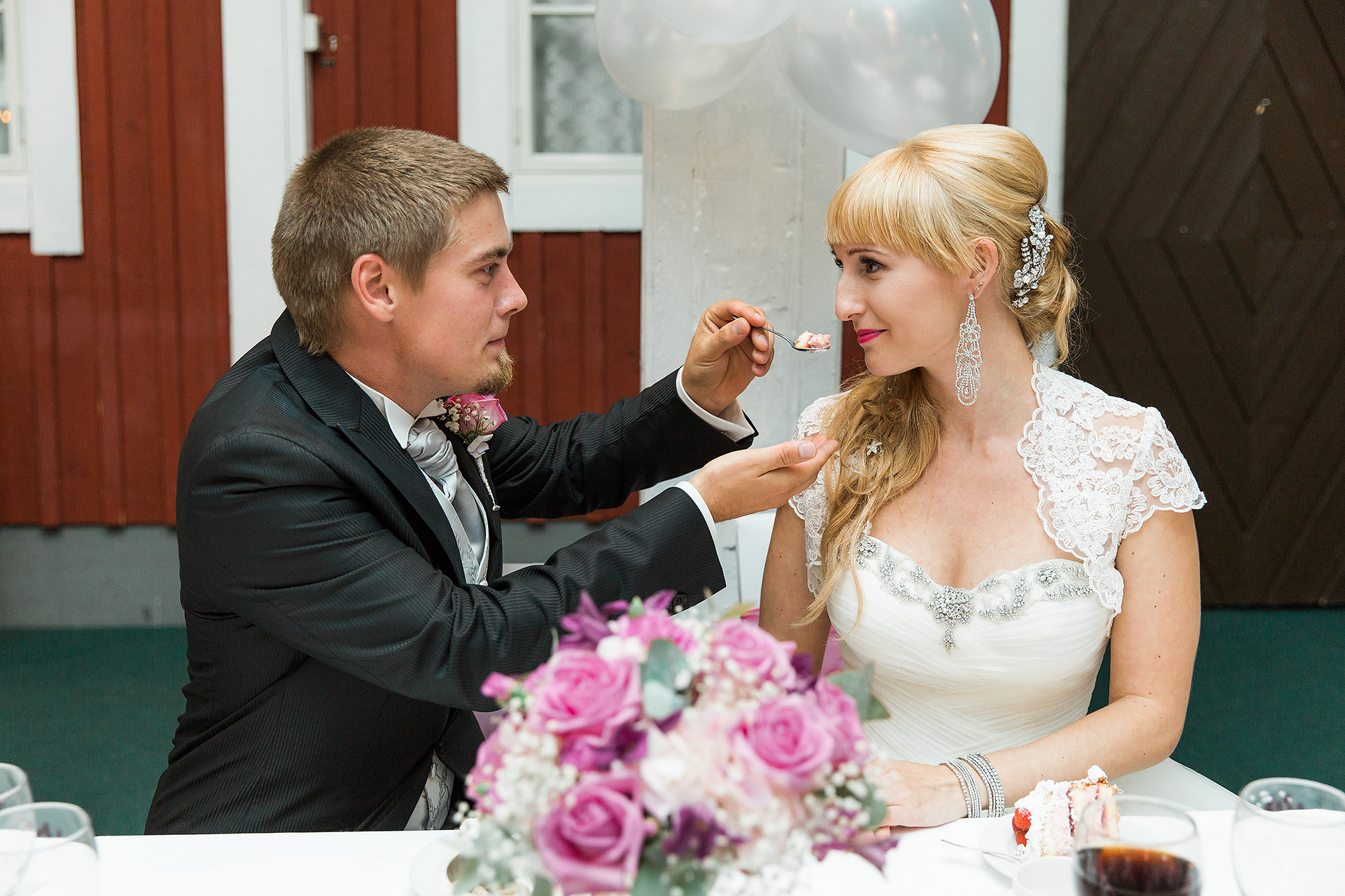 Hääkuvaus Messilässä ja Lahden Ristinkirkossa