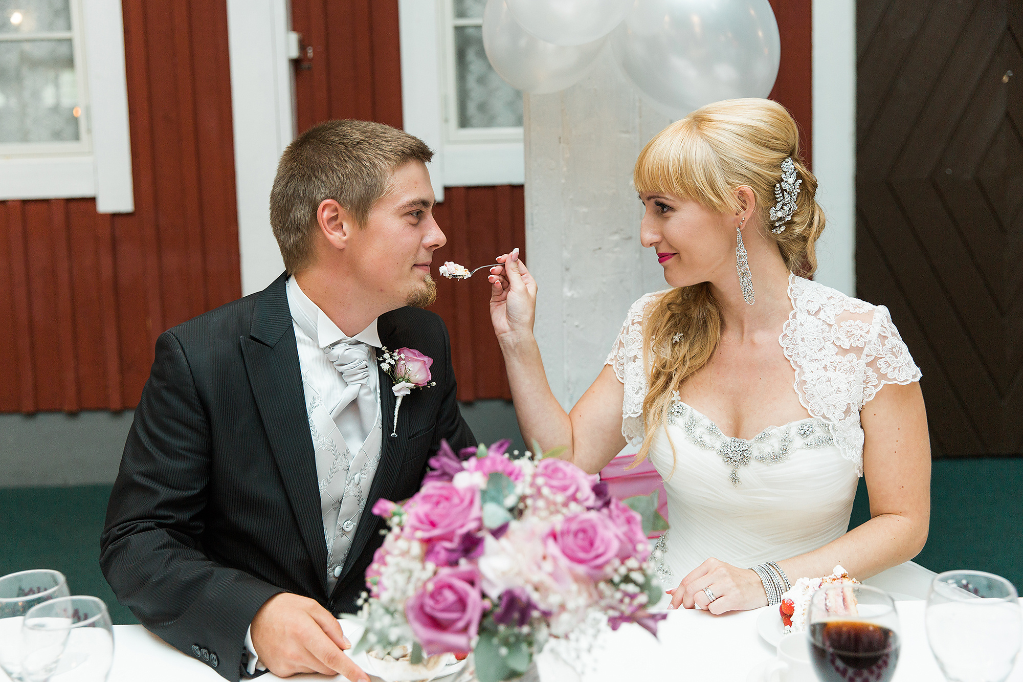 Hääkuvaus Messilässä ja Lahden Ristinkirkossa