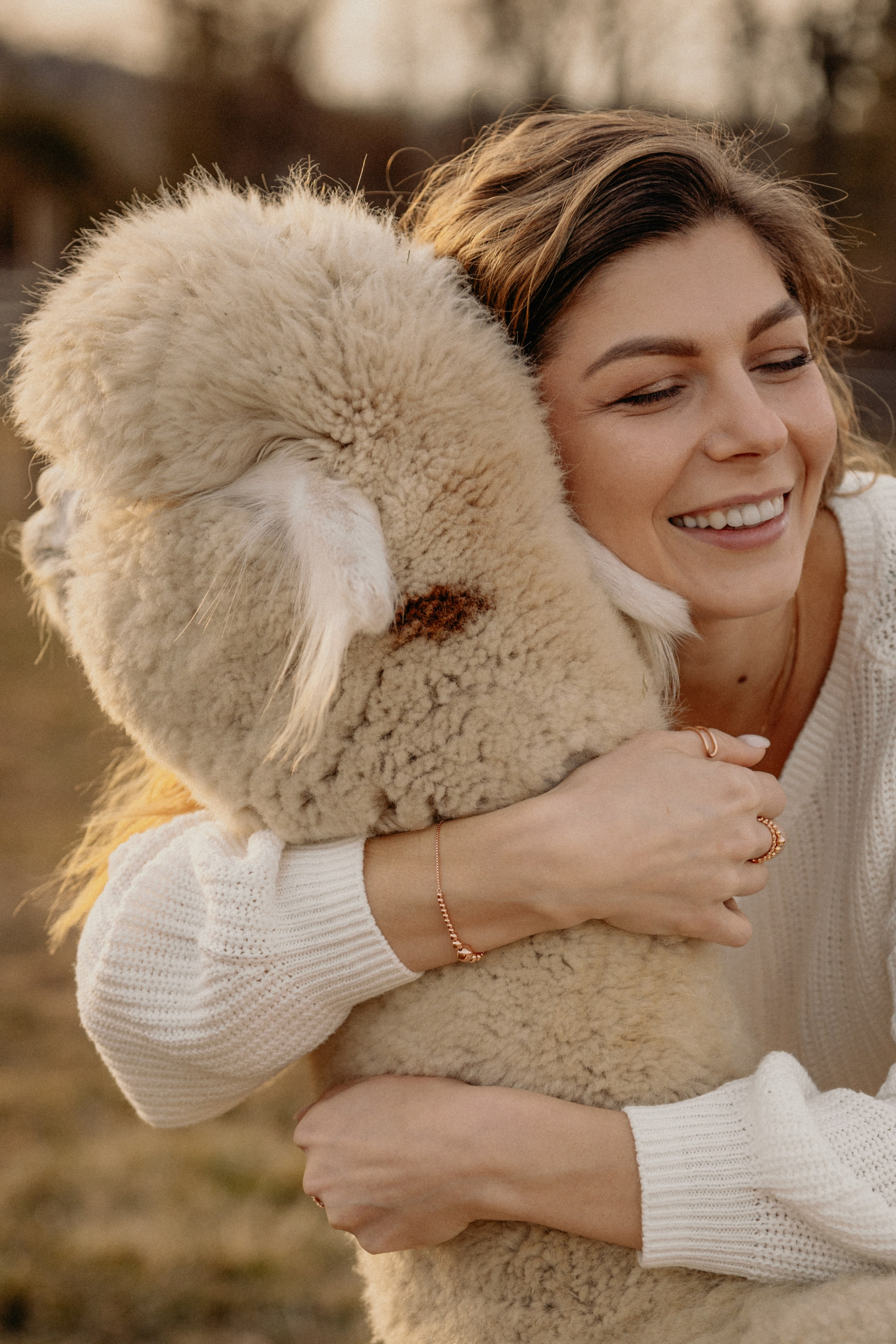 Unique Family Photography at an Alpaca Farm – Fun & Playful. Alisa Tant — Family and newborn photographer Bucks County, Montgomery county, Philadelphia, NJ
