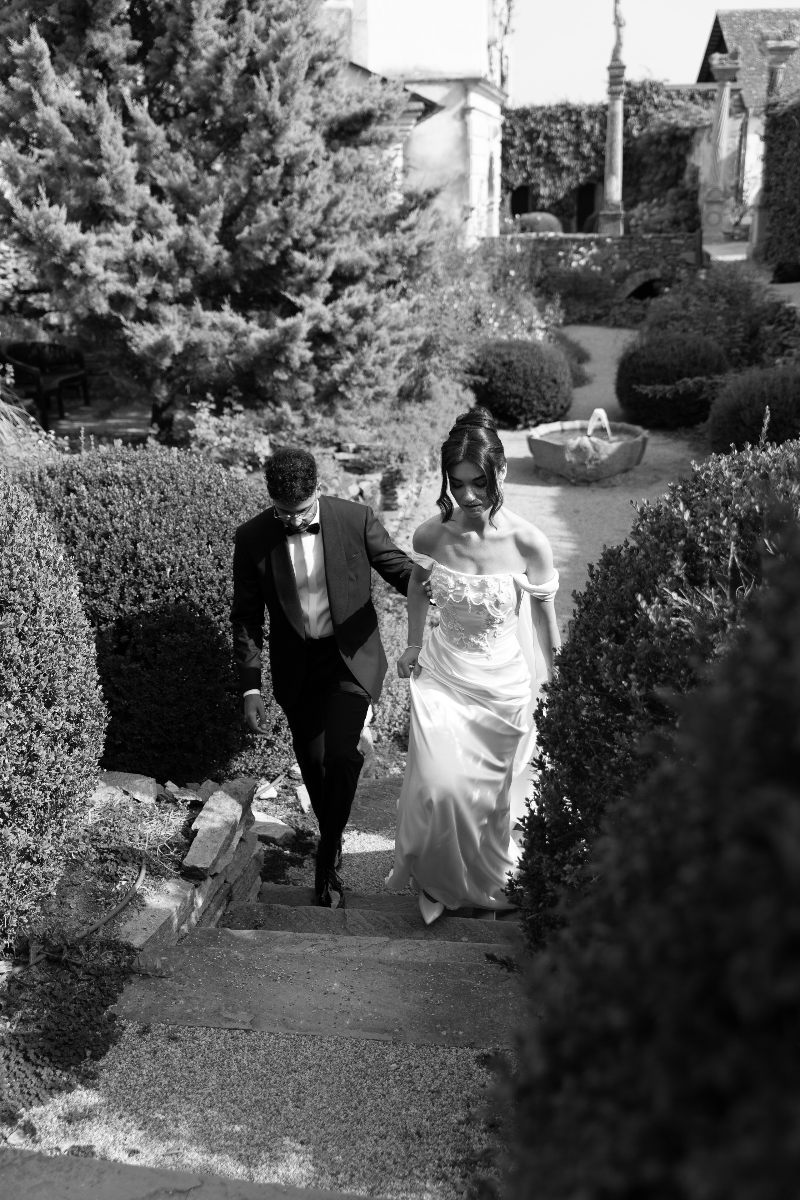 Elegant Castle Wedding in Austria | Alwin & Ruth’s Fairytale Celebration. Wedding photographer and videographer based in Timisoara, Romania