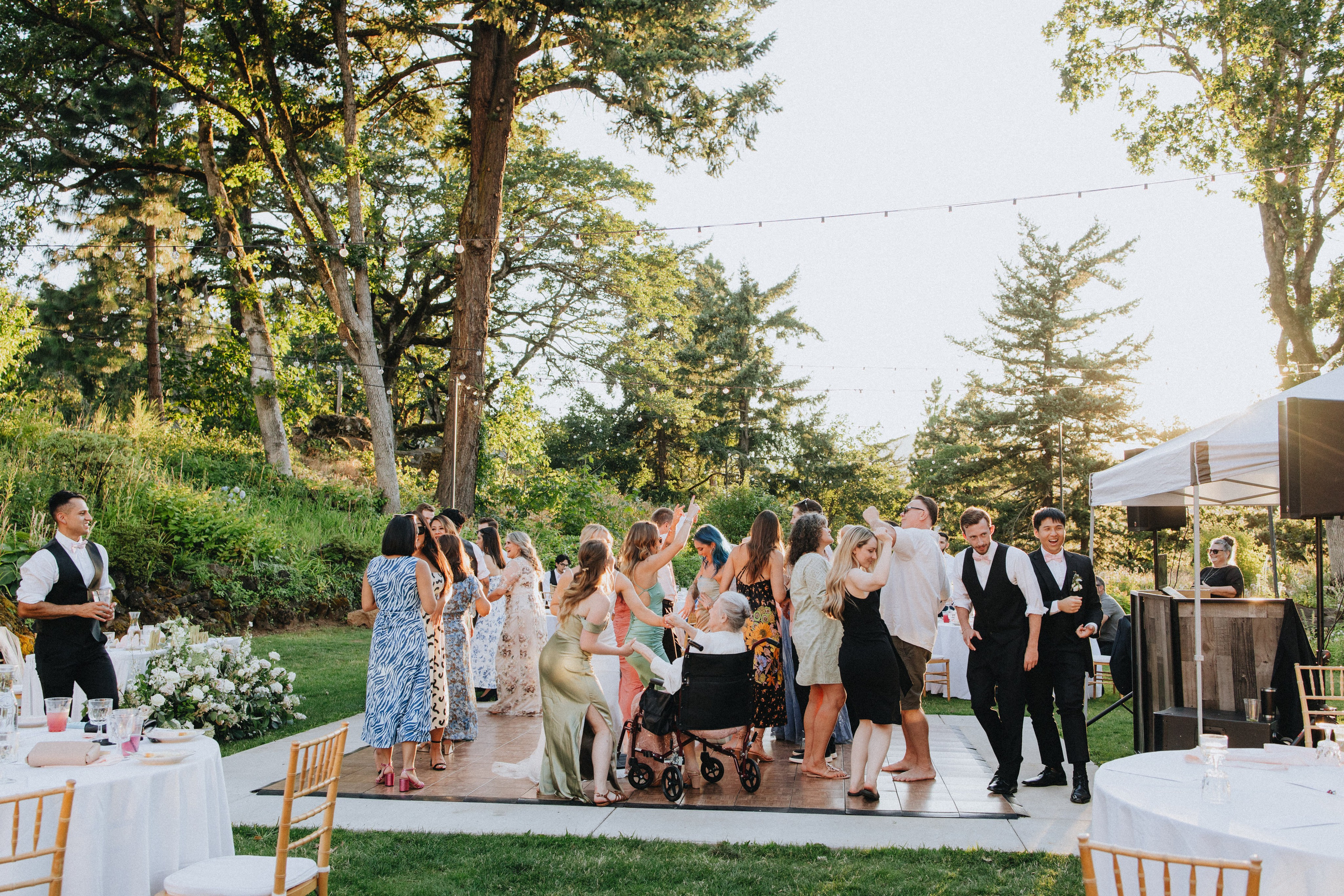 Brook & Richard's Wedding in Portland Oregon| Captured by Georgy Shishkin, Professional Wedding Photographer Seattle, Bend & Oregon Coast. Capturing Love in the Heart of the Pacific Northwes