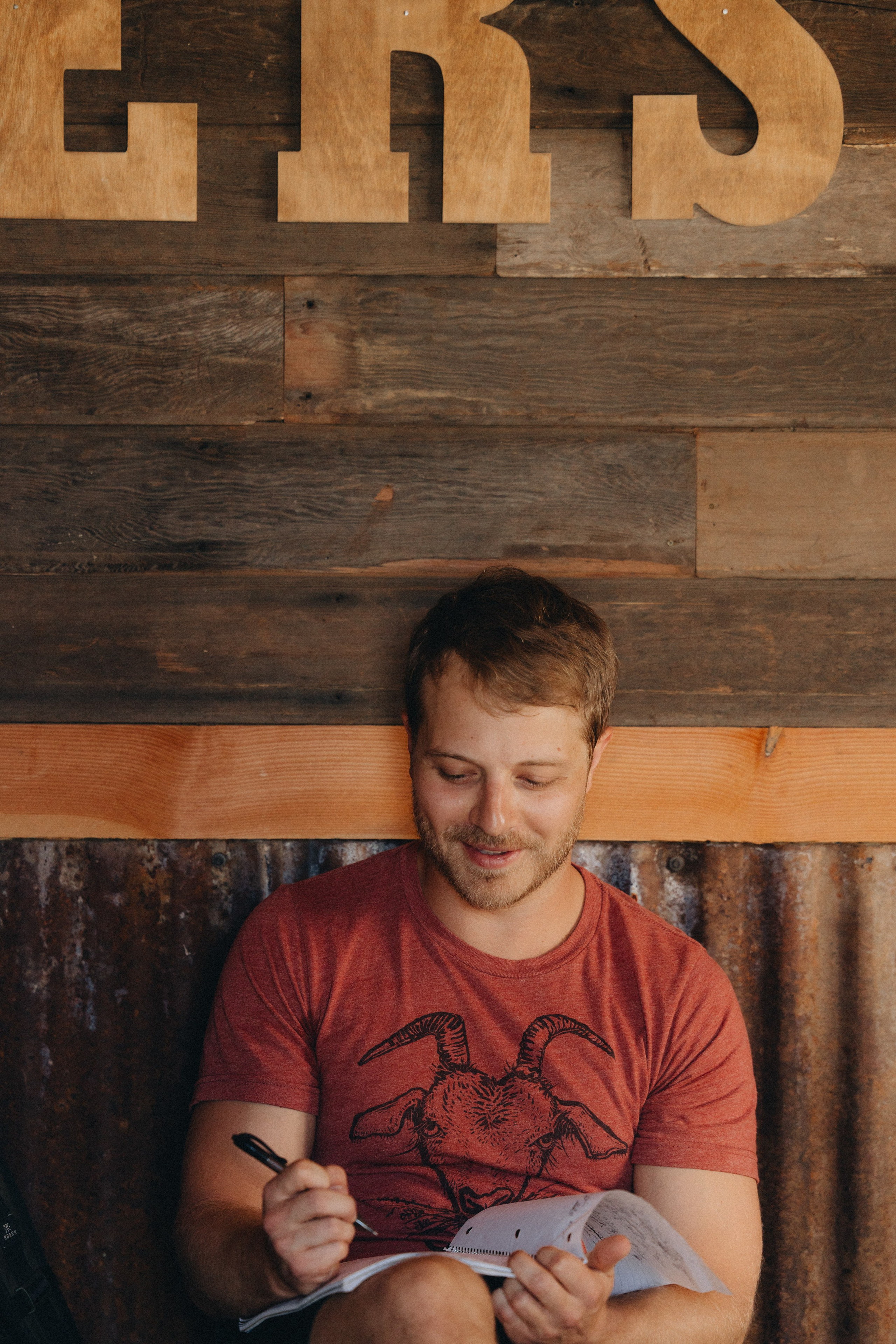 Jessie and Isaac on their wedding day in Portland, Oregon – a genuine moment of joy captured by photographer Georgy Shishkin in a romantic outdoor style, reflecting the charm of Portland & Seattle wedding photography.