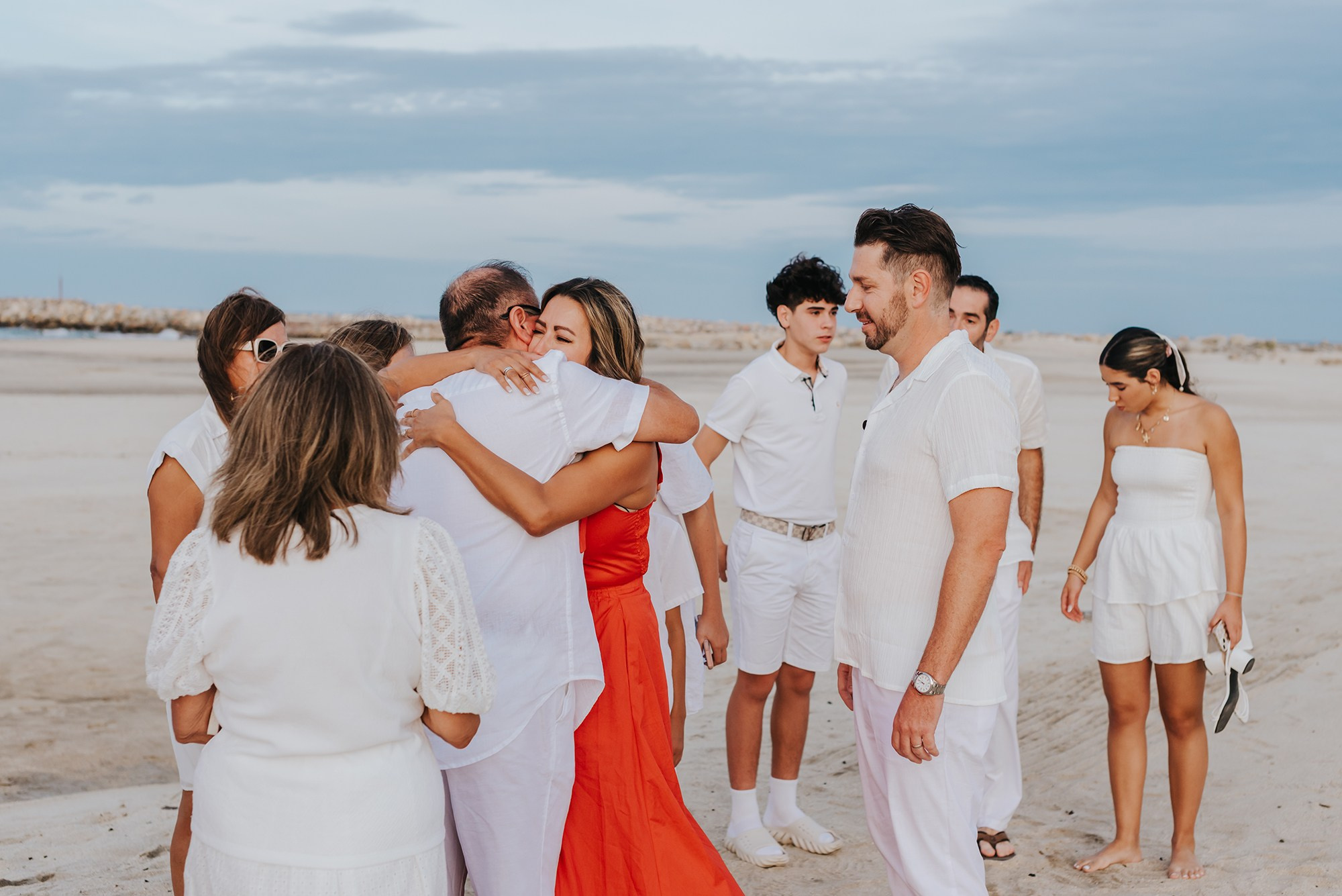 A Golden Hour Surprise, Cinthya´s 40th Birdhday at Four Seasons Costa Palmas los Cabos. Wedding & Family Photographer in Los Cabos – Izrael Reyna Photography
