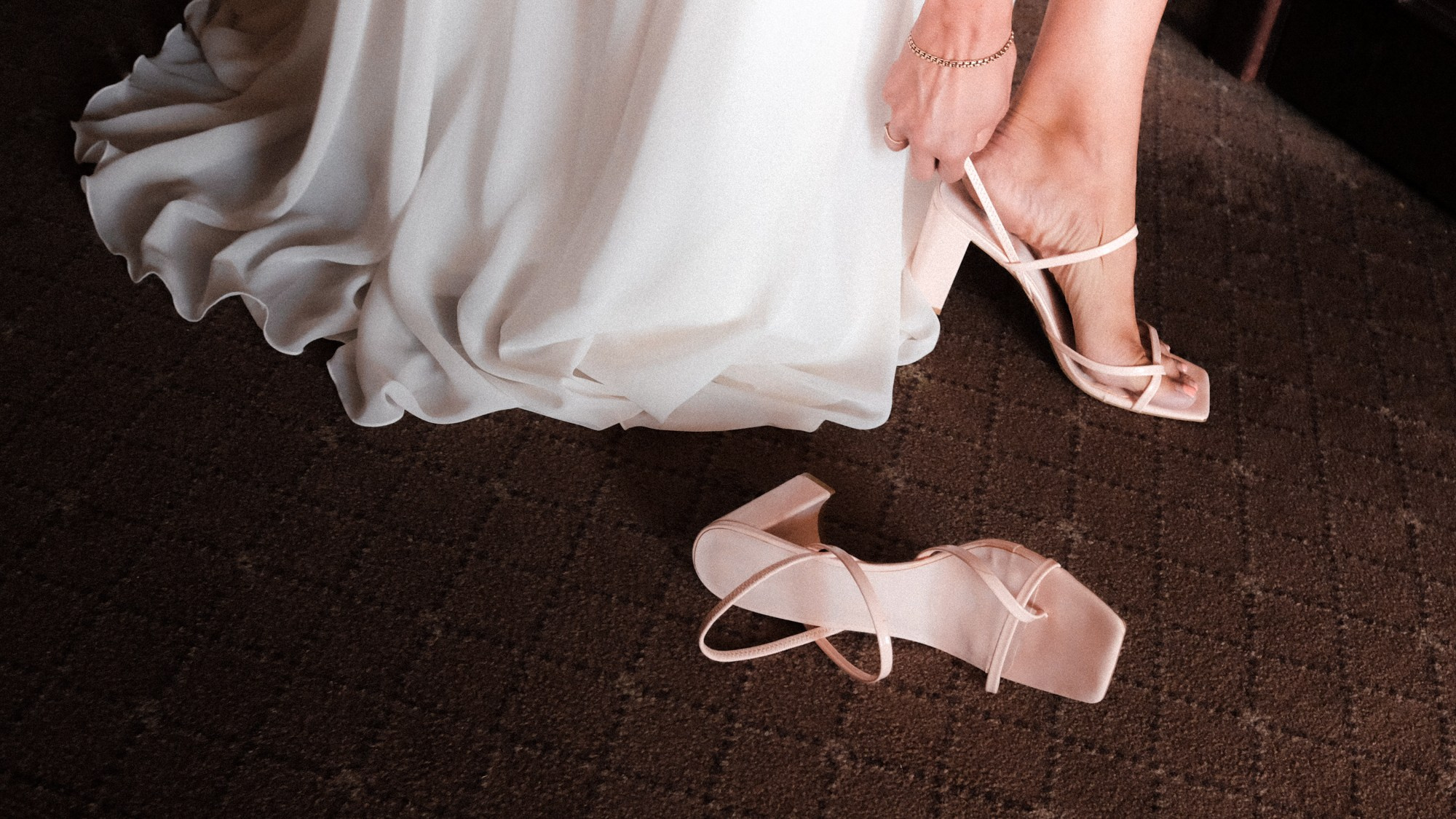 Für Hochzeiten. Photo & video storytelling from Berlin