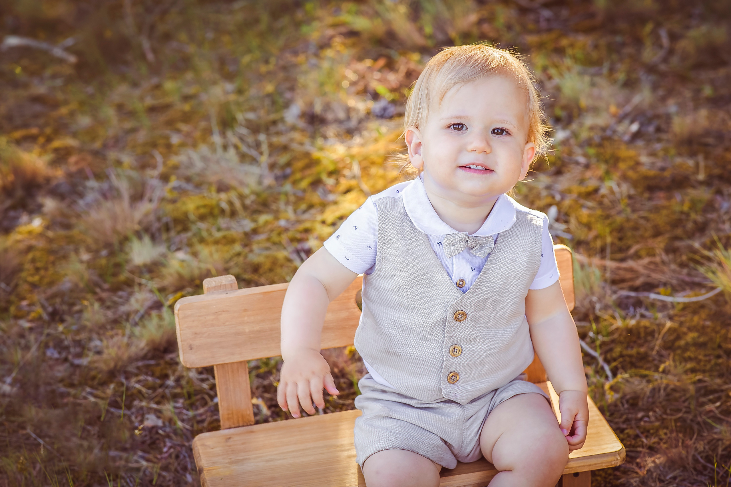 Kleine kinderen in de buitenlucht