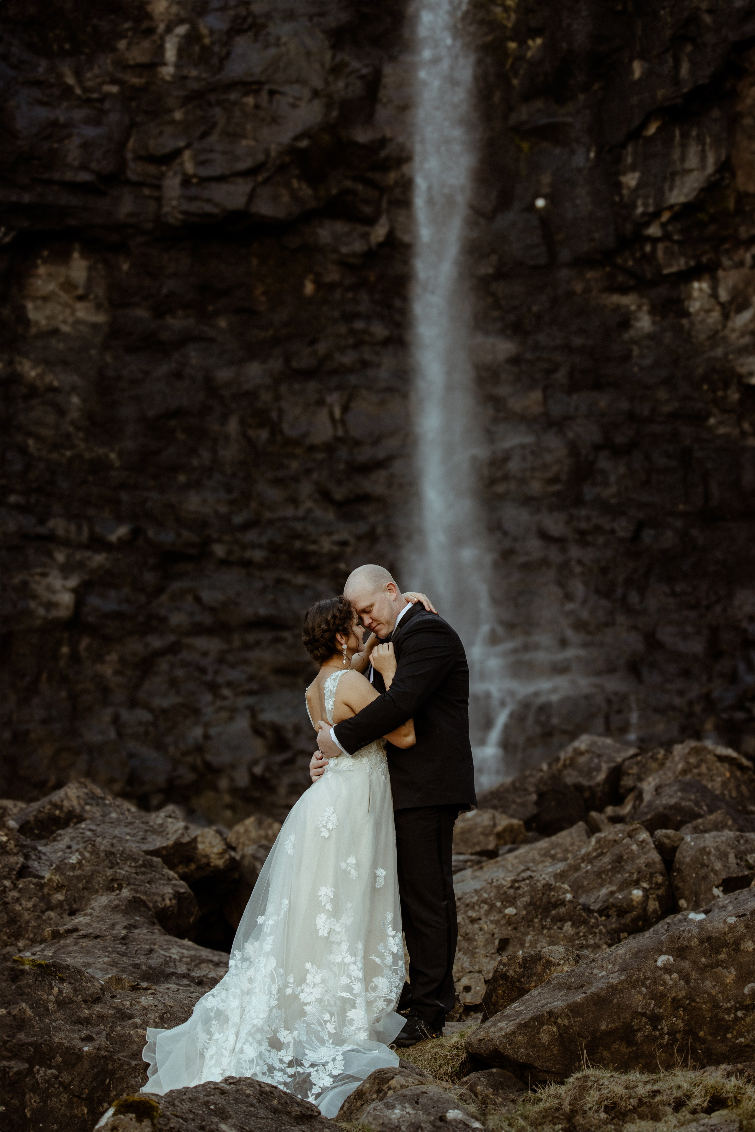 Faroe Islands elopement | Adventure wedding in Faroe Islands. Iceland elopement photographer & videographer