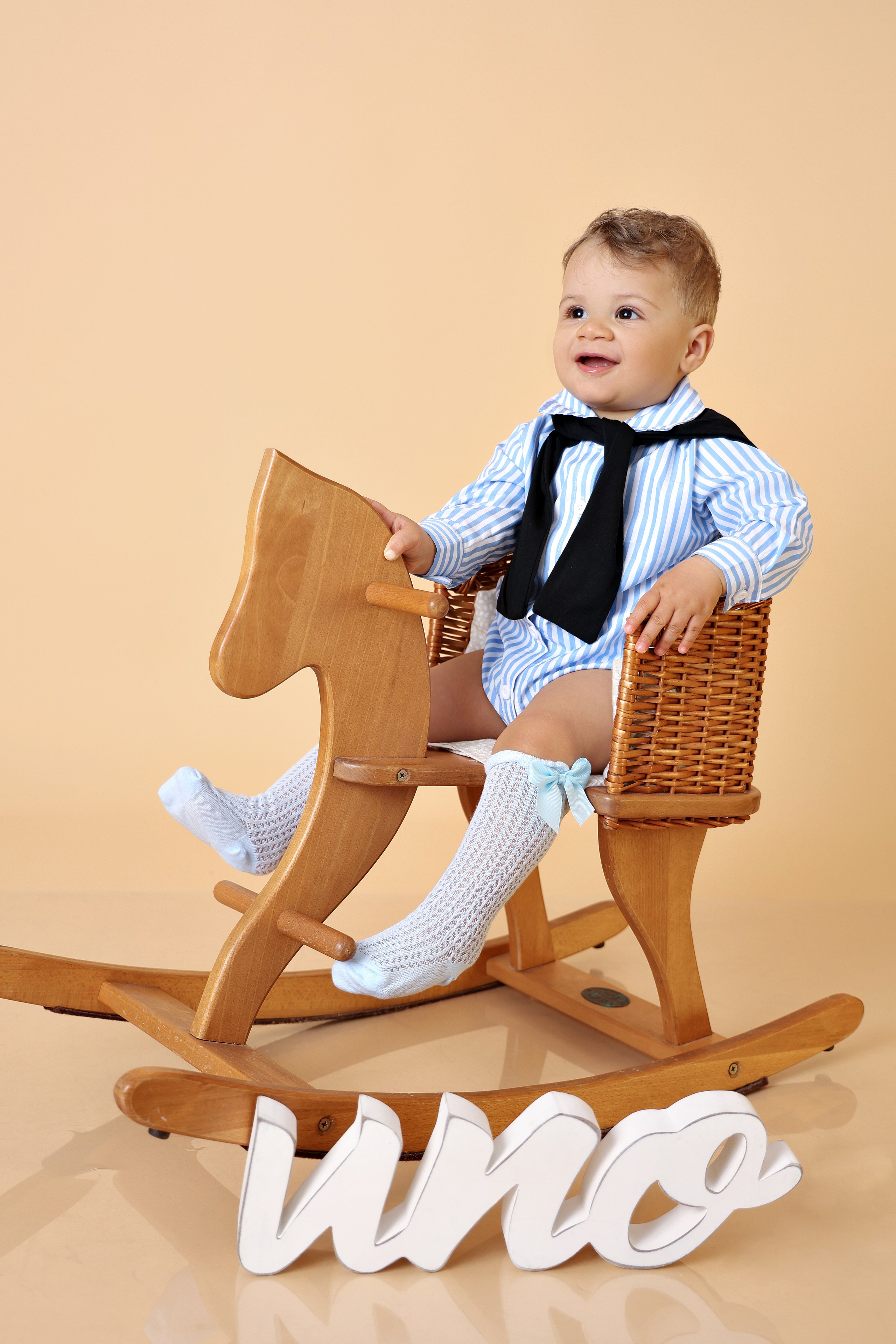 SMASH CAKE * cumpleaños. Fotografía de Eventos, Embarazo y Familiar en Pirineos