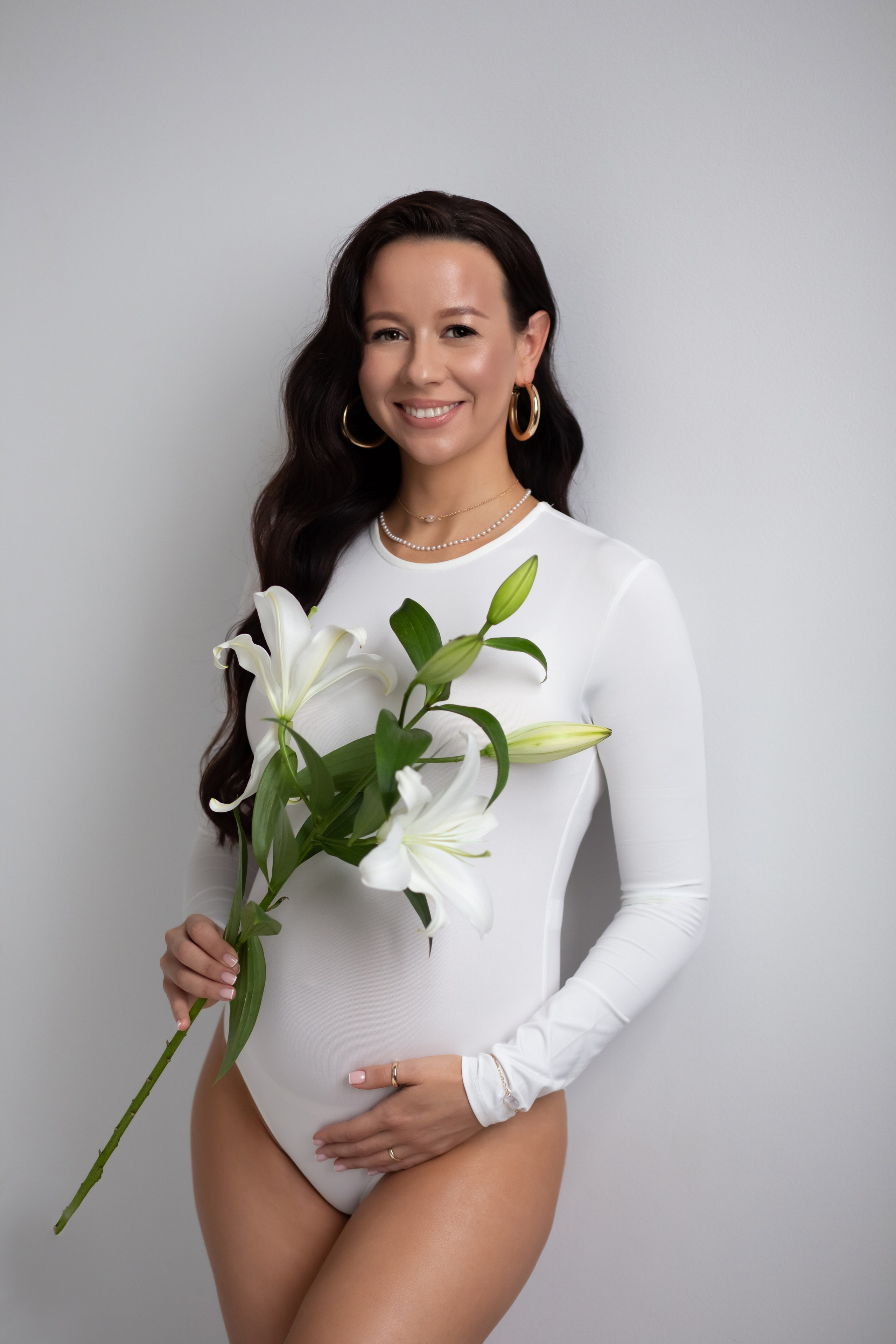 Photo shoot in minimalist style. Professional photographer in Spain